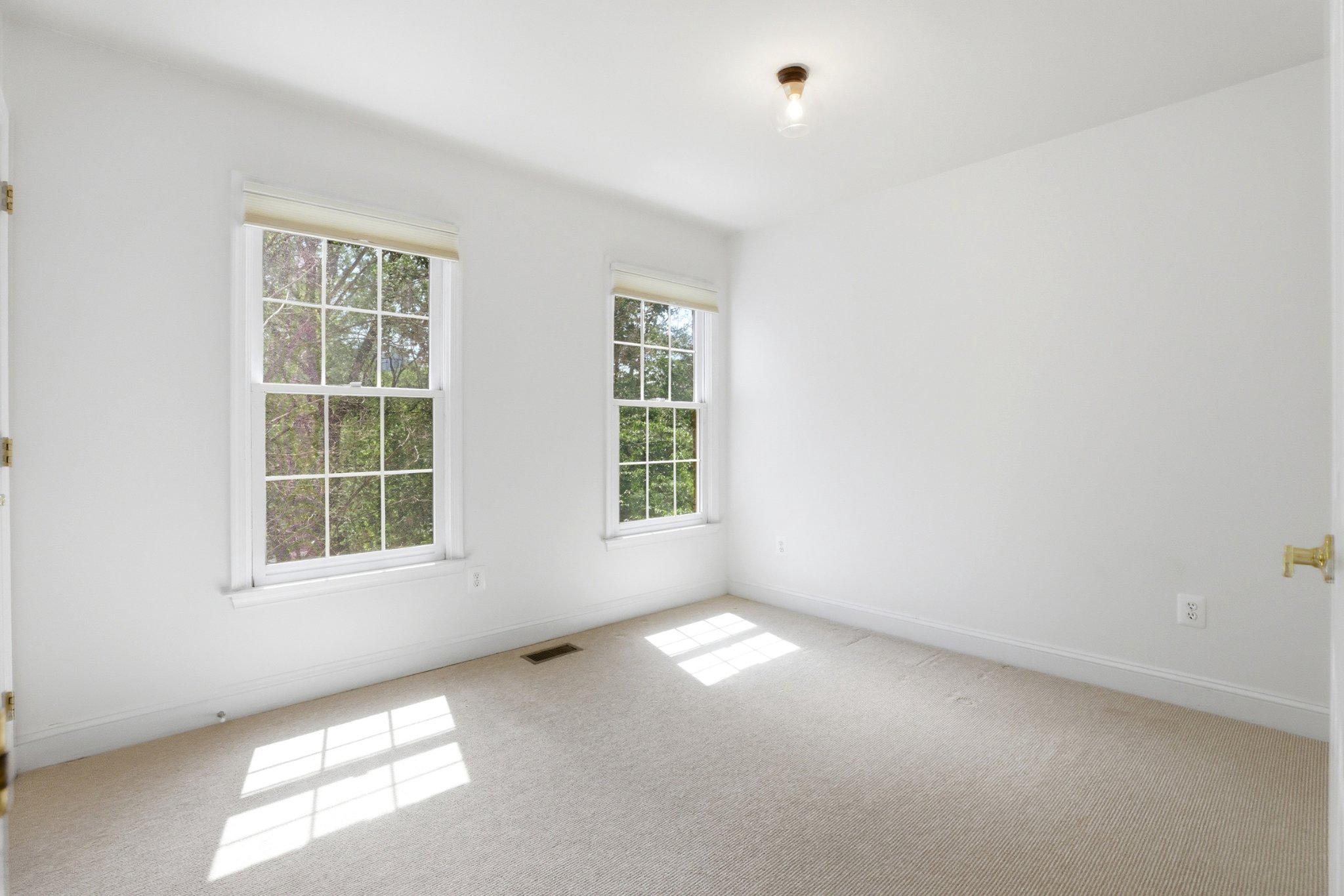 PALISADES PARK - Residential