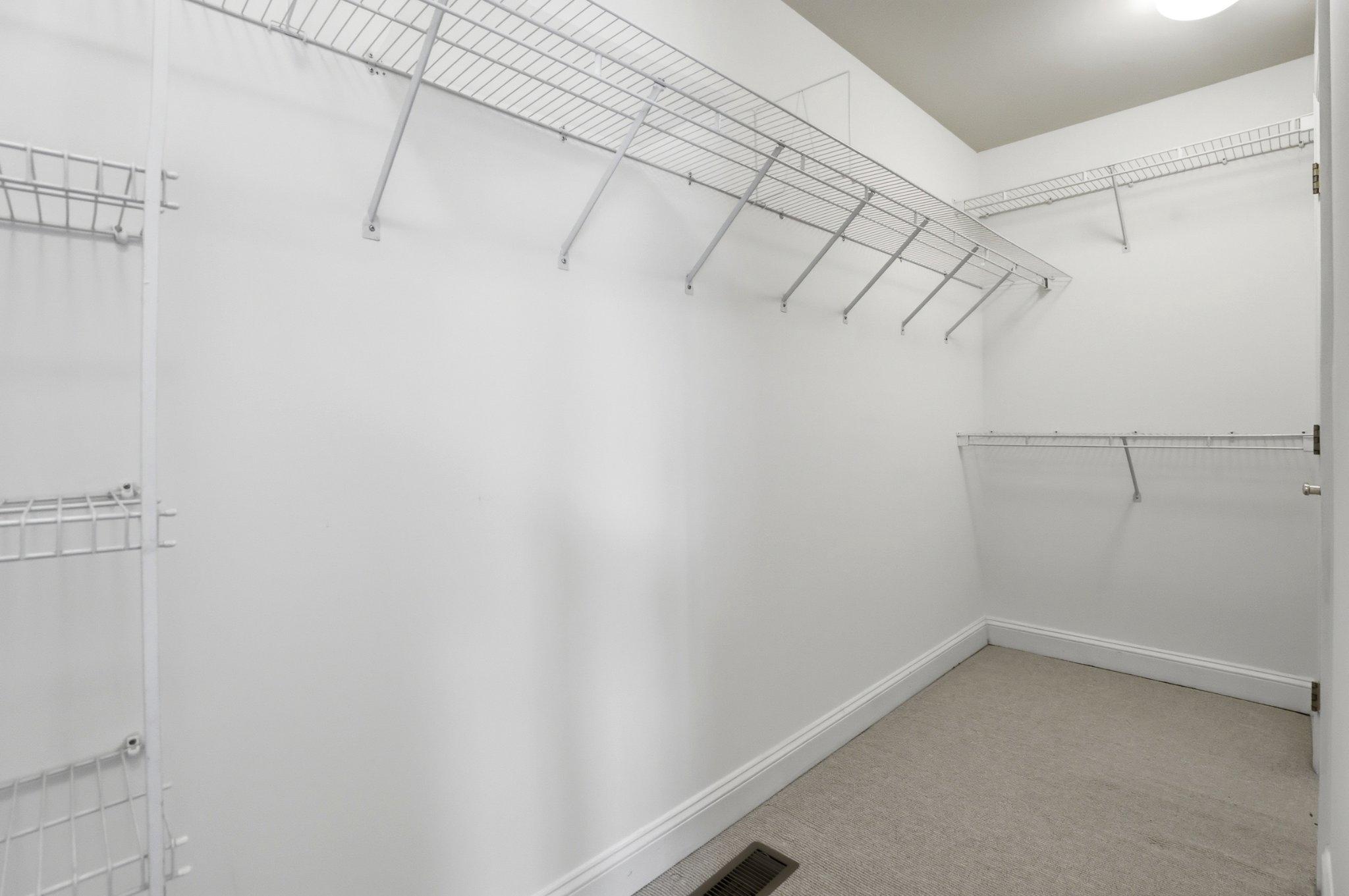 PALISADES PARK - Residential