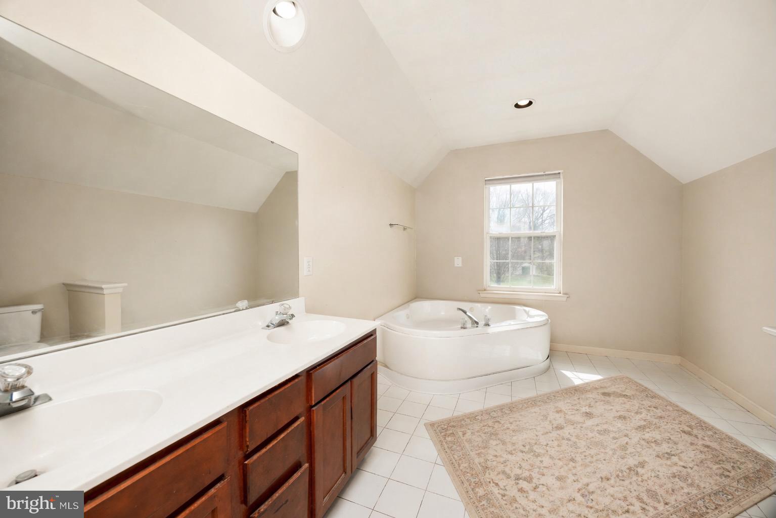 DAISY MEADOWS - Residential