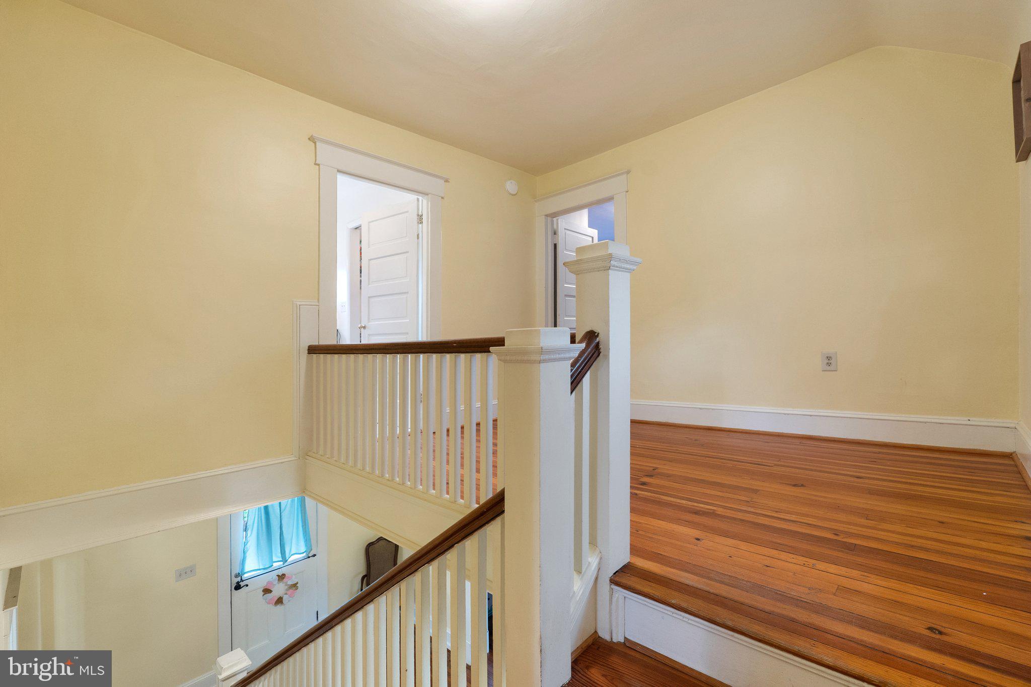 WEST WHITLOCK AVENUE - Residential