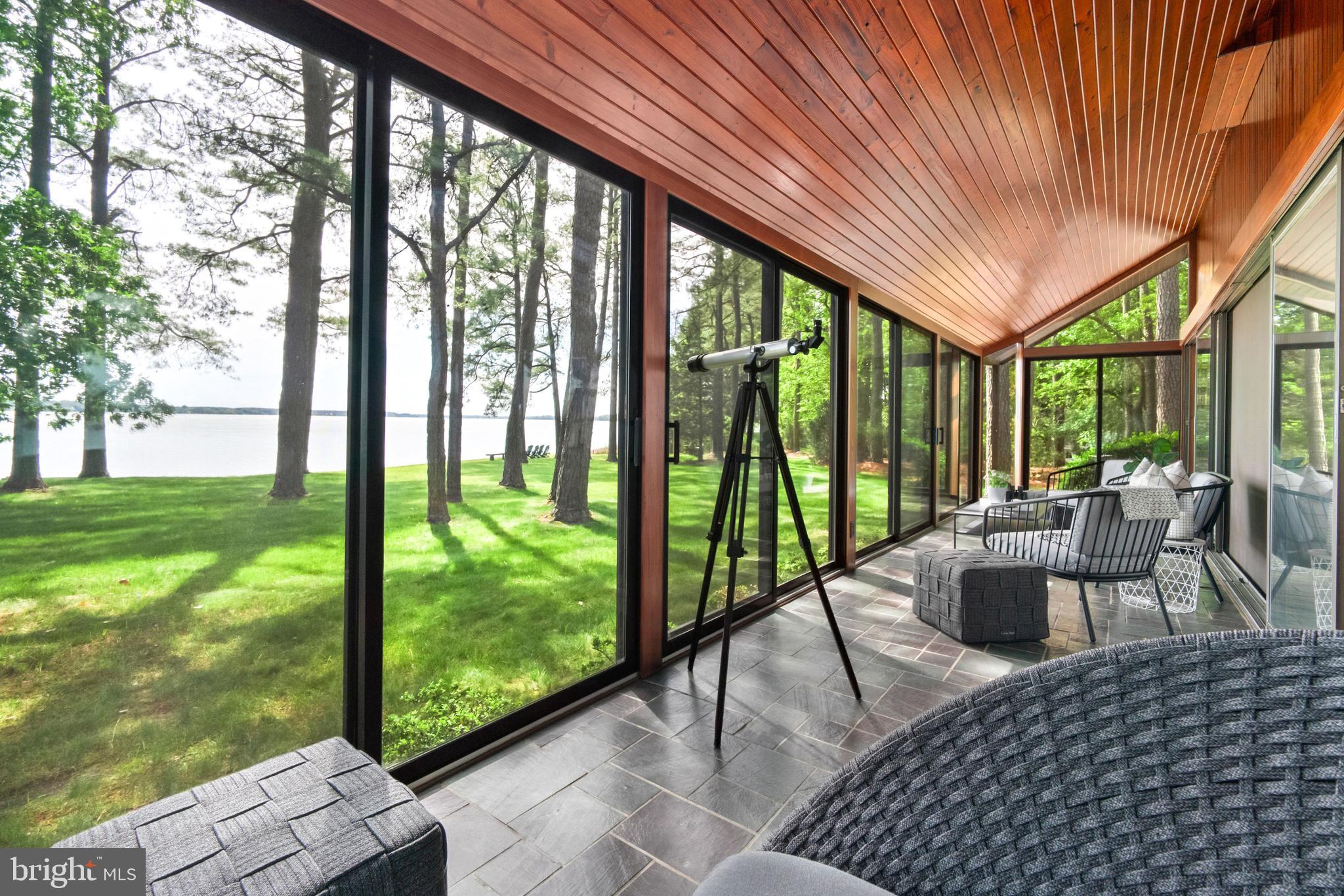 MULBERRY POINT - Residential