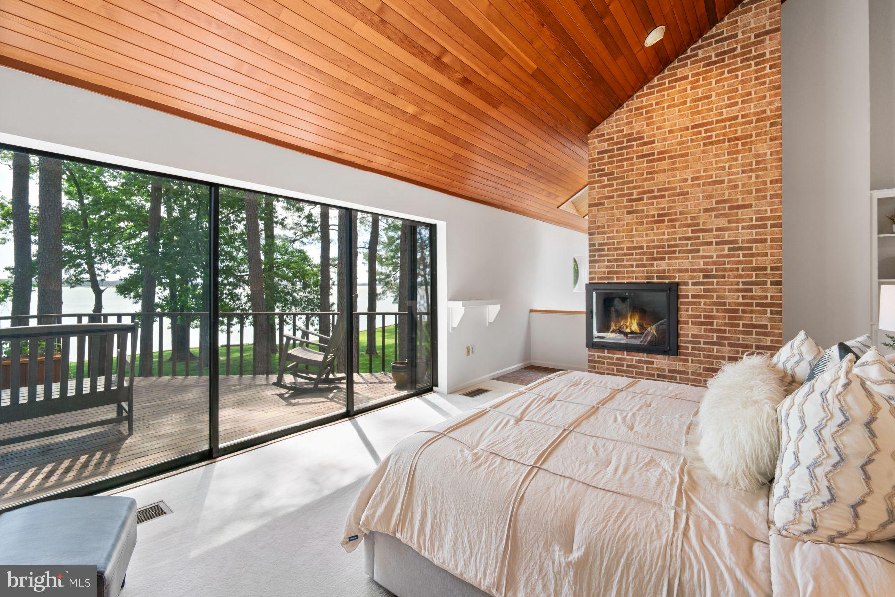 MULBERRY POINT - Residential