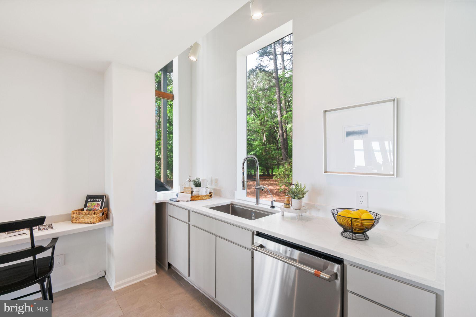 MULBERRY POINT - Residential