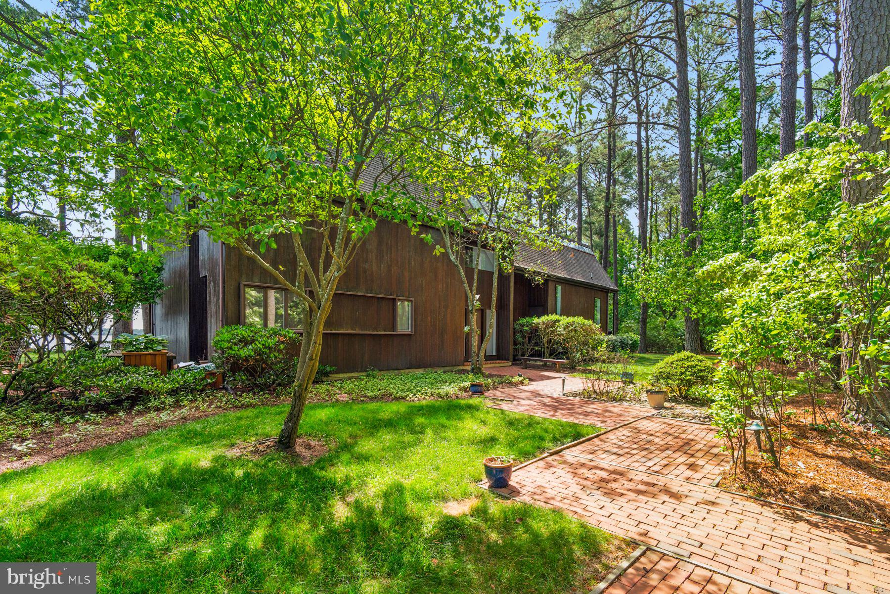 7285 QUAKER NECK ROAD
