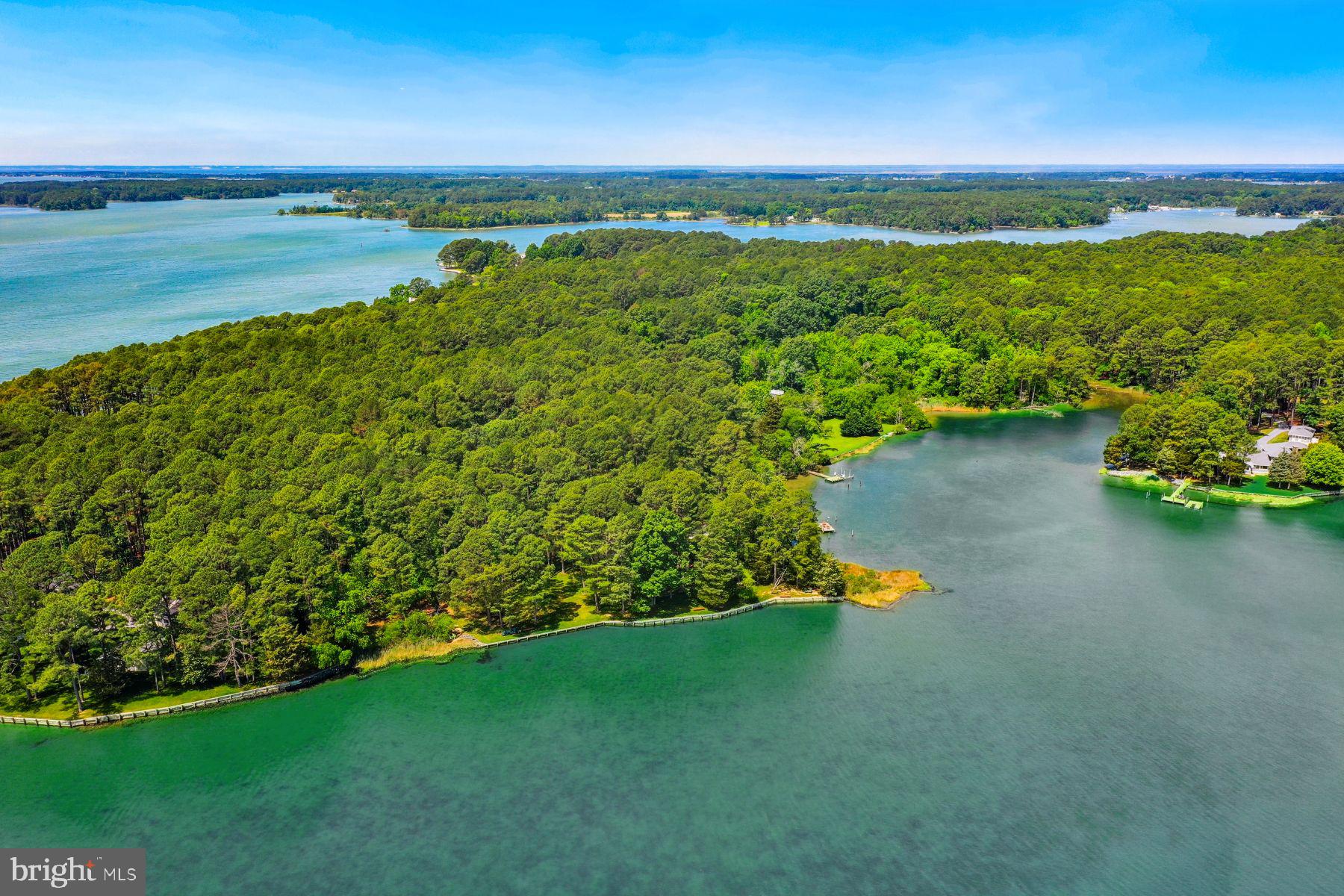 MULBERRY POINT - Residential