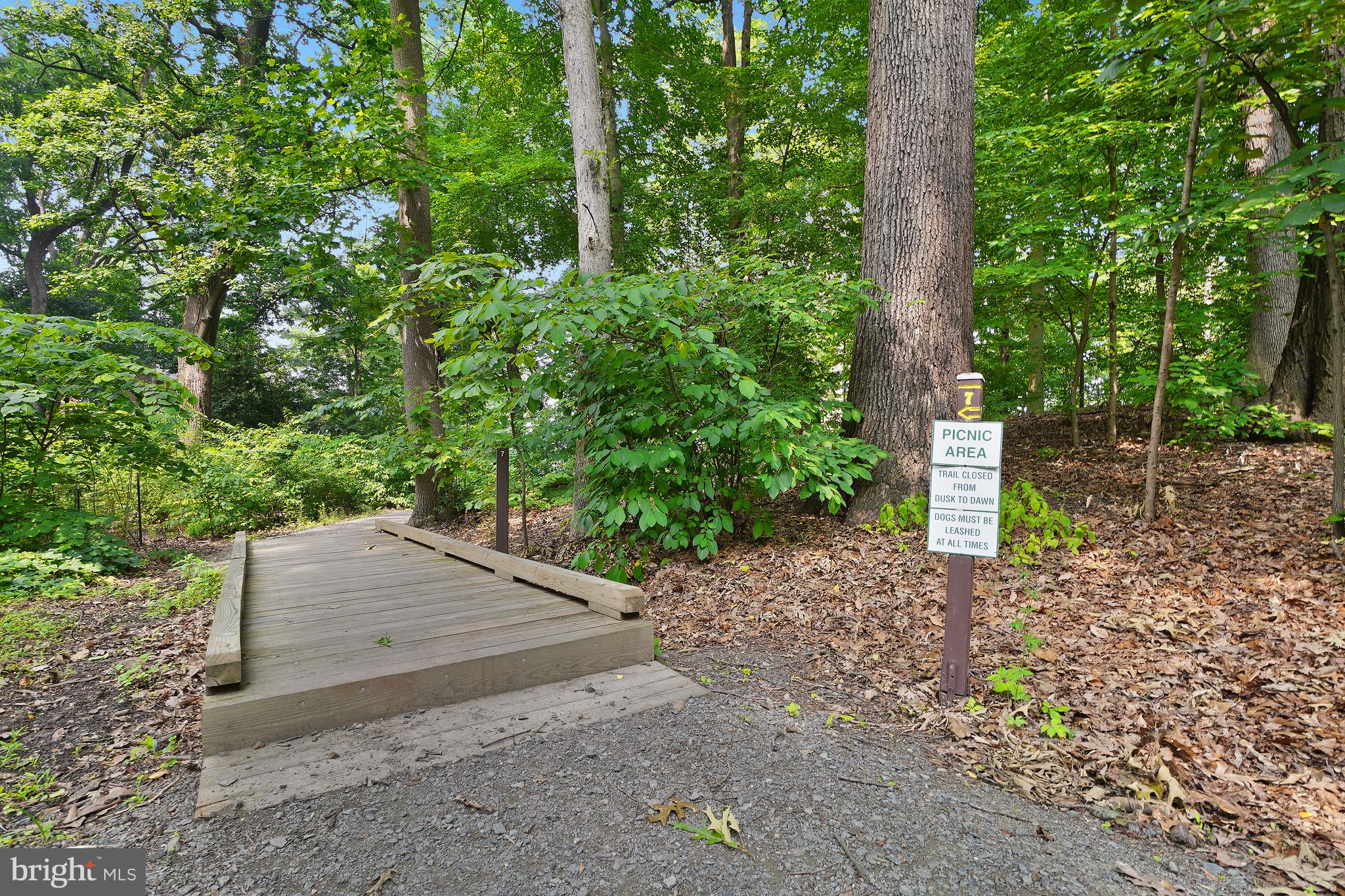 MONTEBELLO - Residential