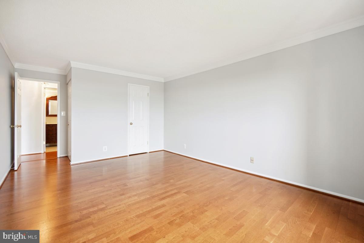 MONTEBELLO - Residential