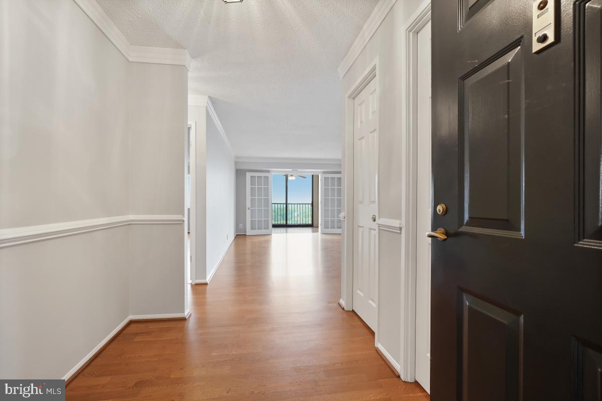 5902 MOUNT EAGLE DRIVE 1402