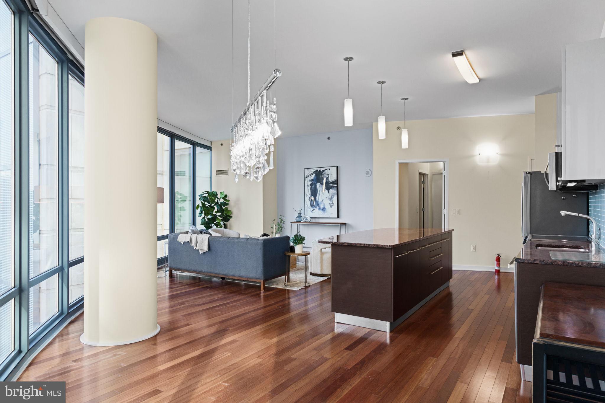 RITTENHOUSE SQUARE - Residential