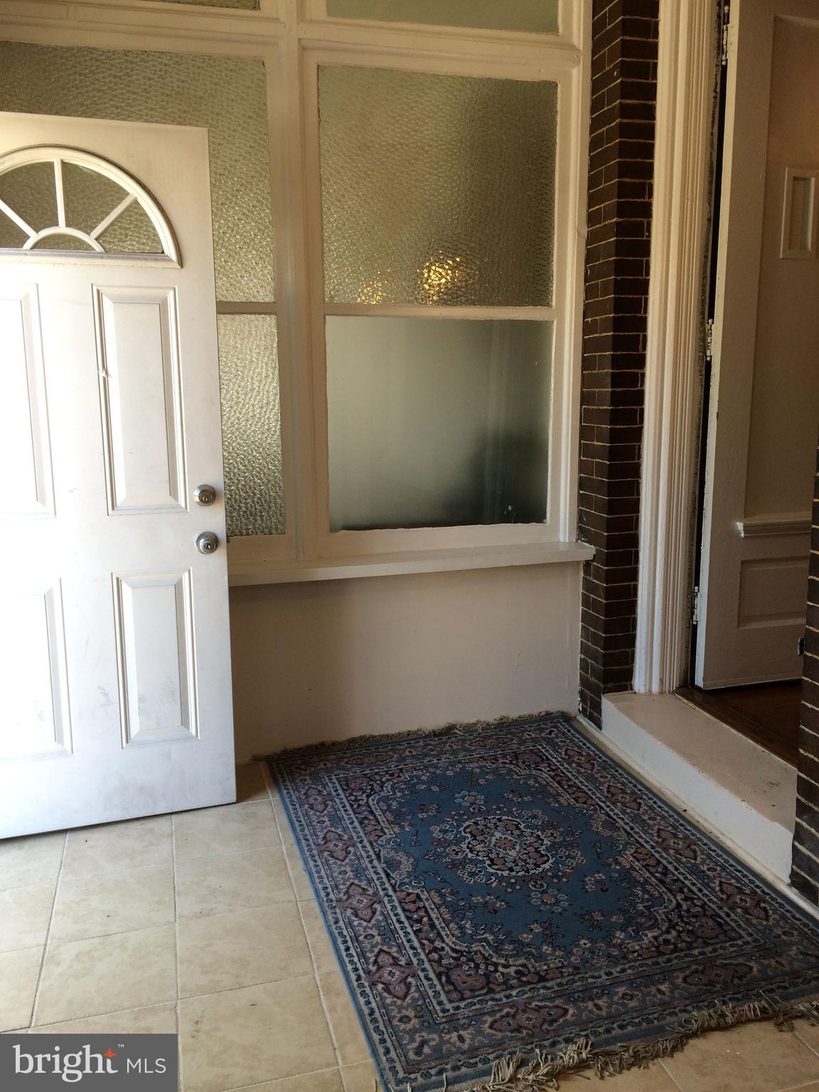 UNIVERSITY CITY - Residential Lease