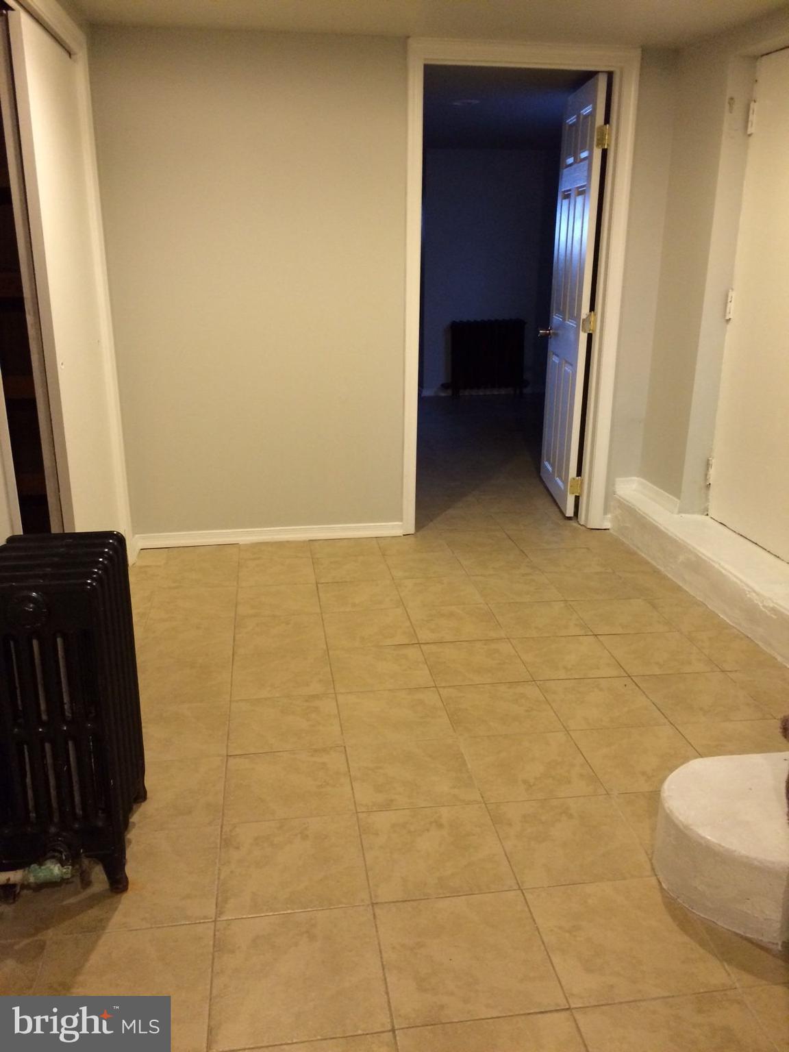 UNIVERSITY CITY - Residential Lease