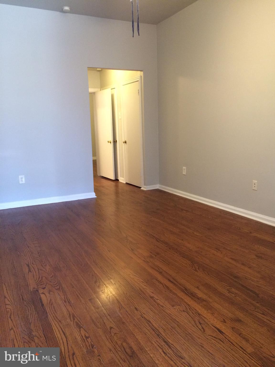 UNIVERSITY CITY - Residential Lease