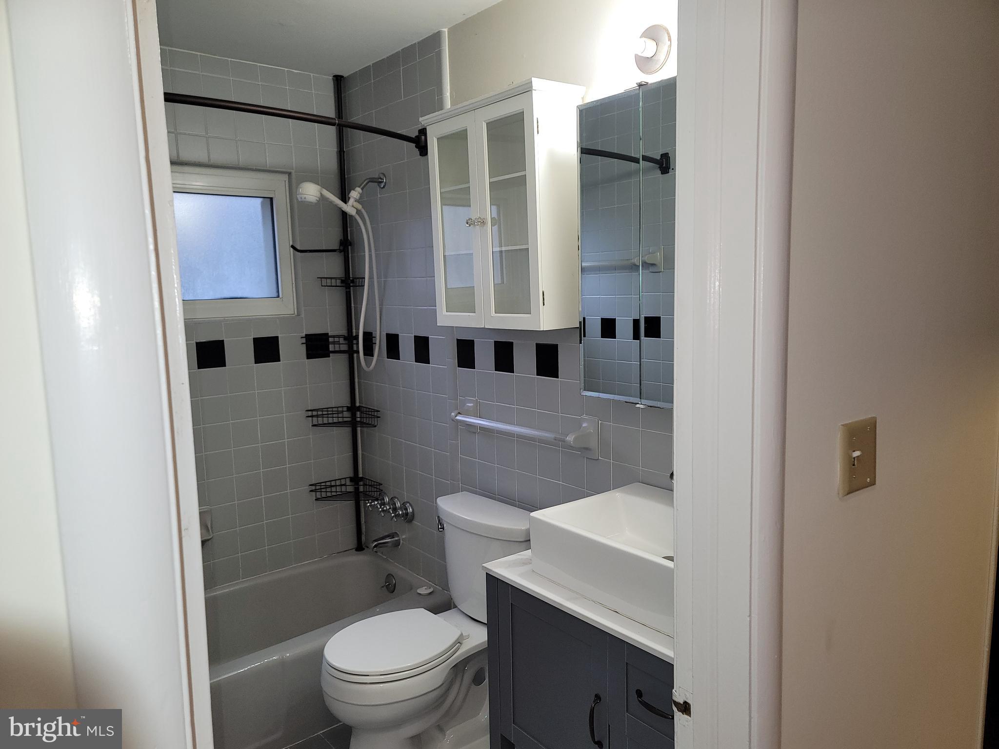 TWINBROOK - Residential Lease