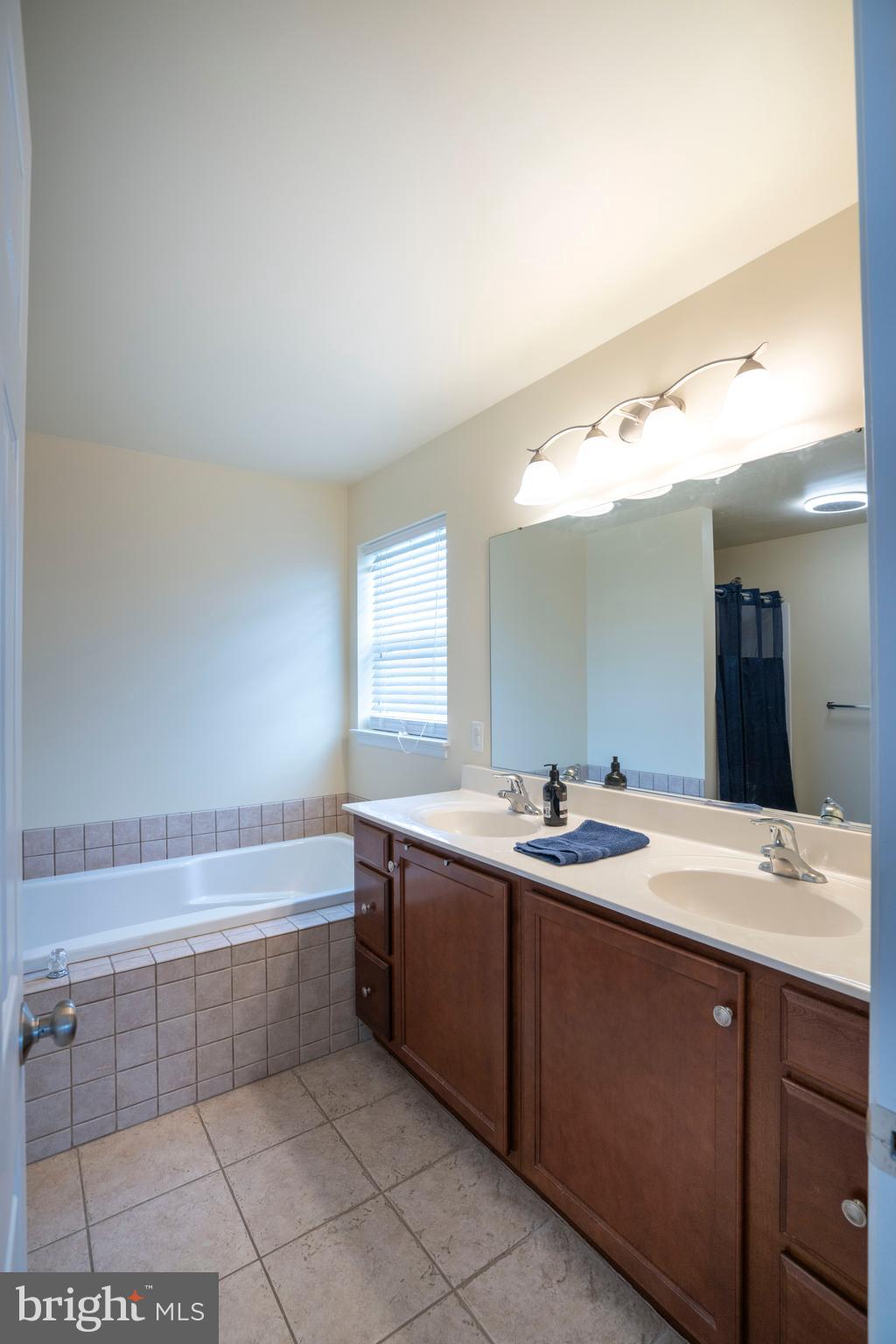 AMBERLEIGH - Residential