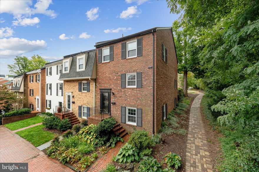 Come explore this beautiful full brick end-unit townhome in the heart of Fairfax City! Featuring brand new windows throughout, 4 bedrooms and 3.5 baths, this home boasts an open concept design with abundant living space. The newly renovated kitchen shines with ample cabinet storage, quartz countertops, a striking backsplash, and a new sink. The lower level offers a spacious recreational room with LVP flooring. Outside, enjoy the large deck overlooking a serene wooded area, perfect for entertaining. Reserved parking and a fantastic location near George Mason University, restaurants, and shopping make this home a must-see!

*One reserved parking spot far left behind the unit in addition to the open parking lot*
