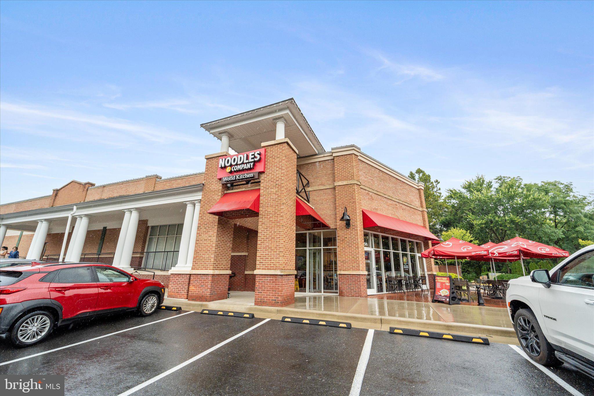 LAYTON COURT (MEWS) - Residential Lease