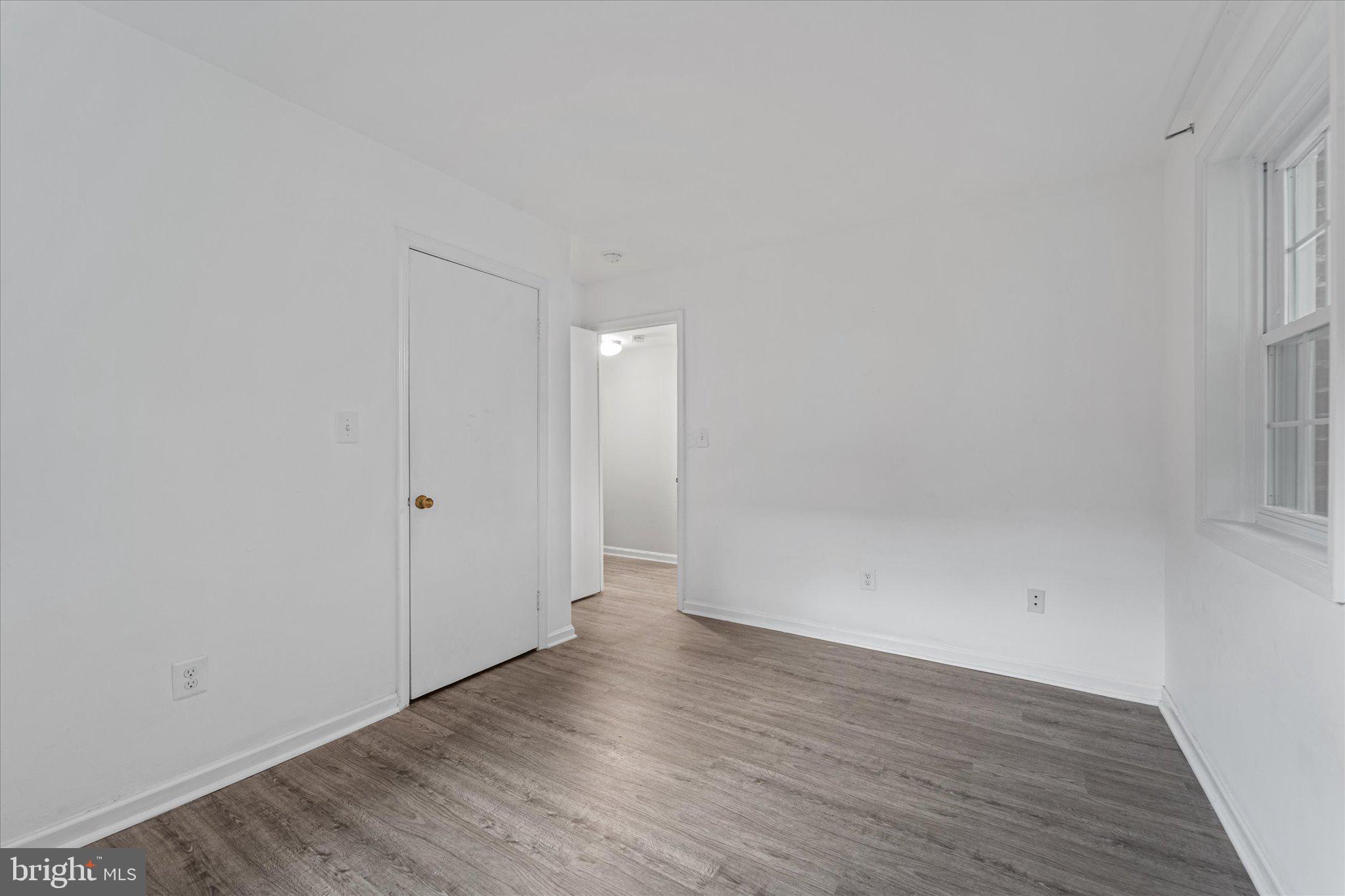 LAYTON COURT (MEWS) - Residential Lease