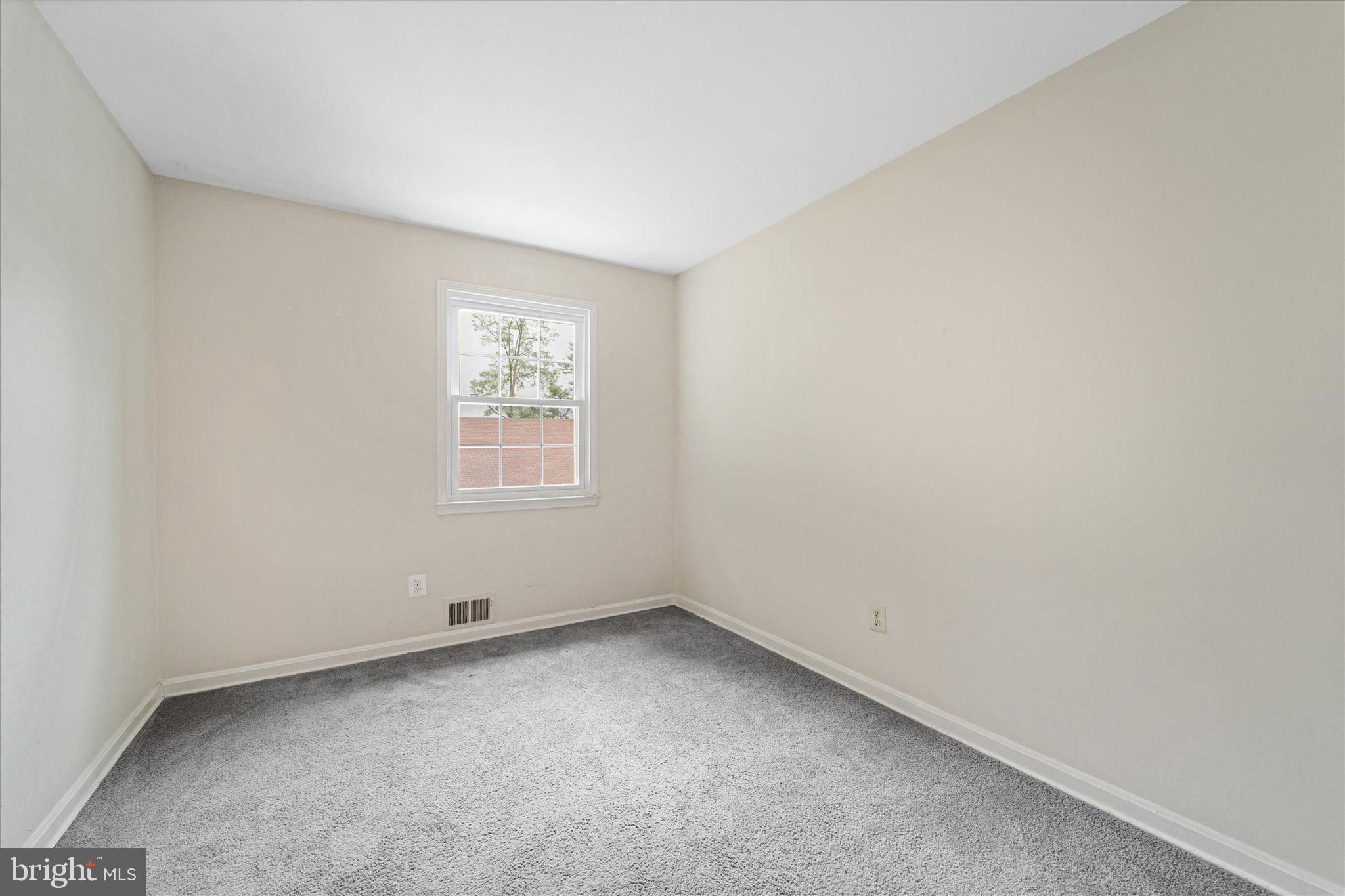 LAYTON COURT (MEWS) - Residential Lease