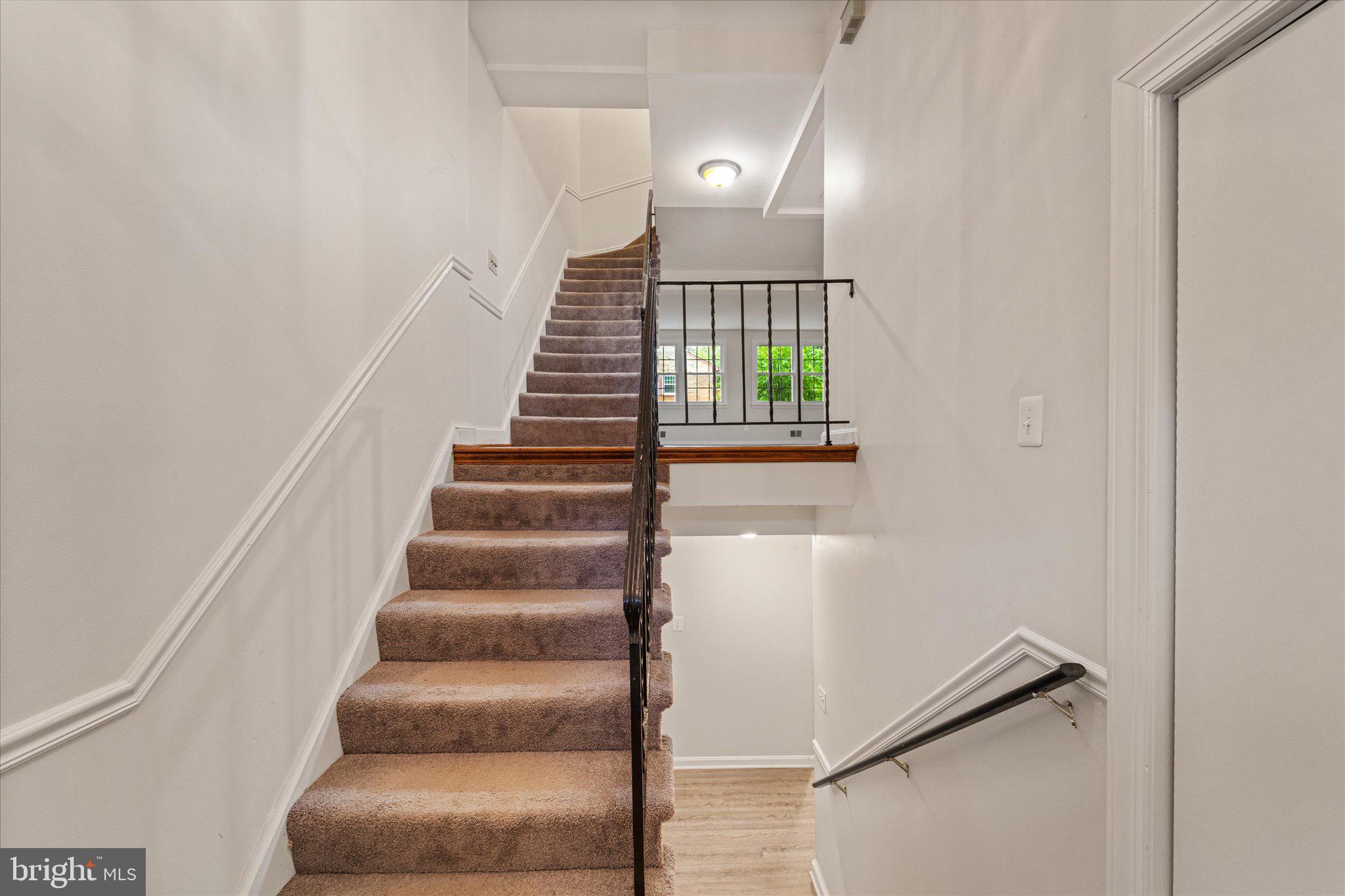 LAYTON COURT (MEWS) - Residential Lease