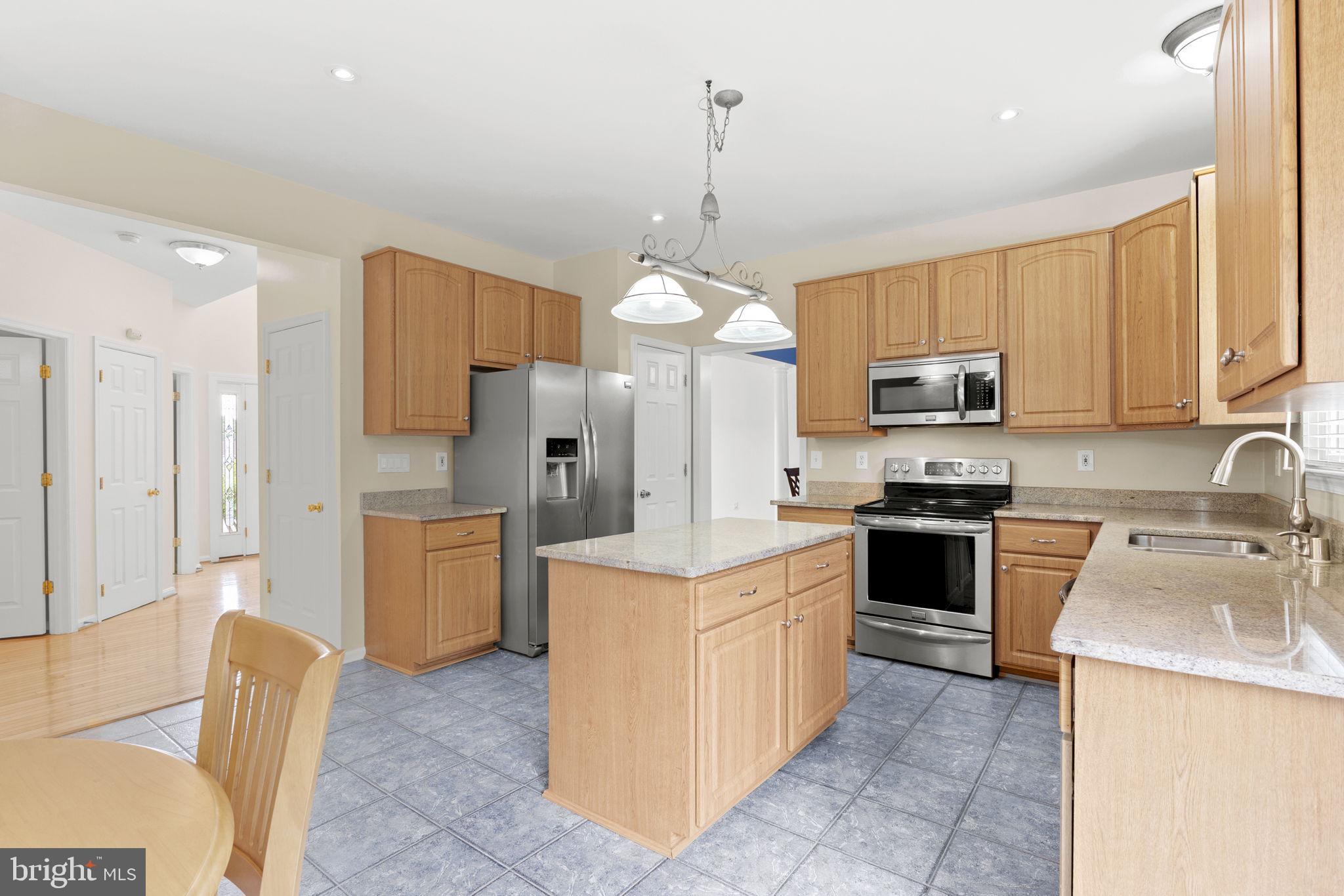 BAYVIEW HILLS - Residential