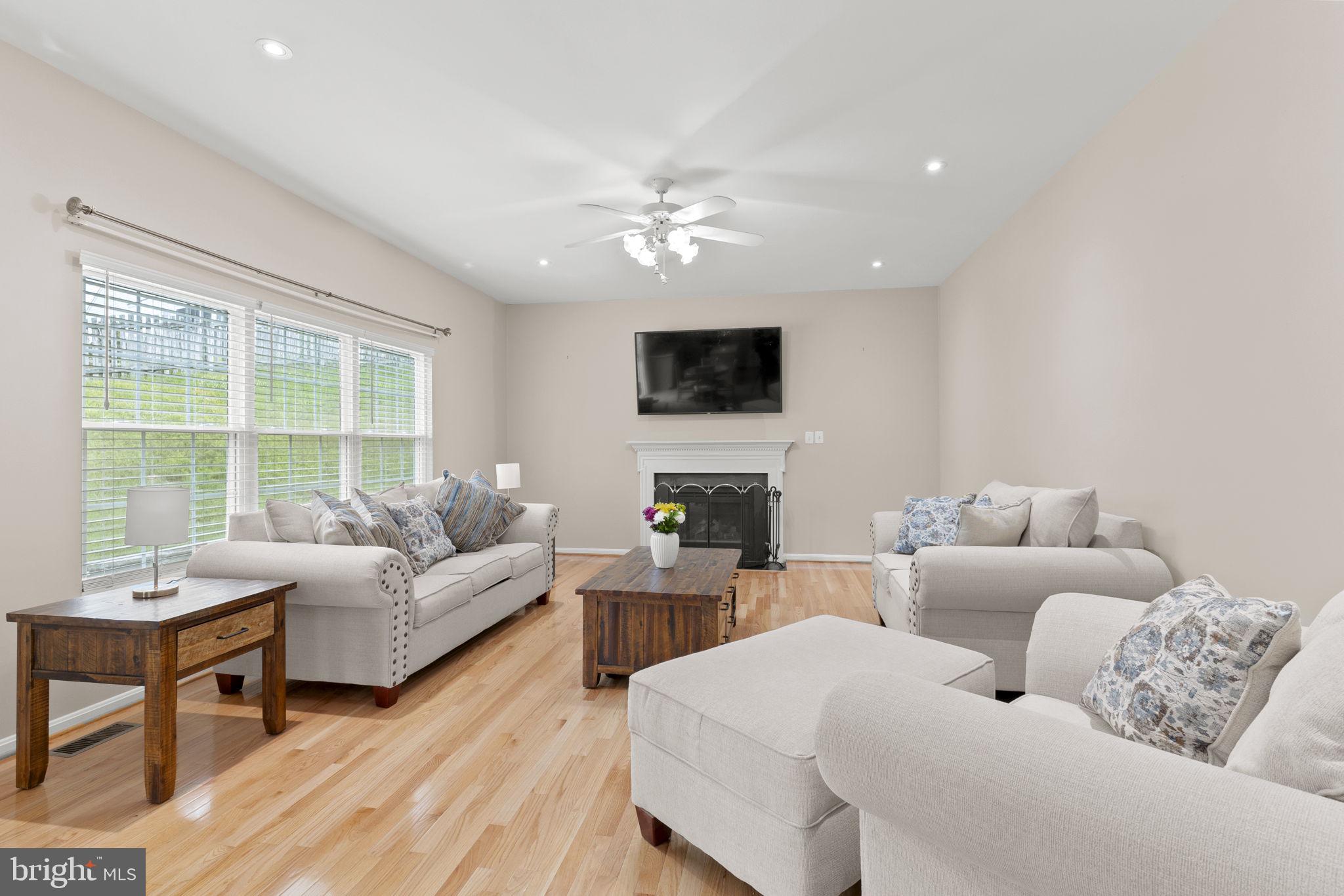 BAYVIEW HILLS - Residential