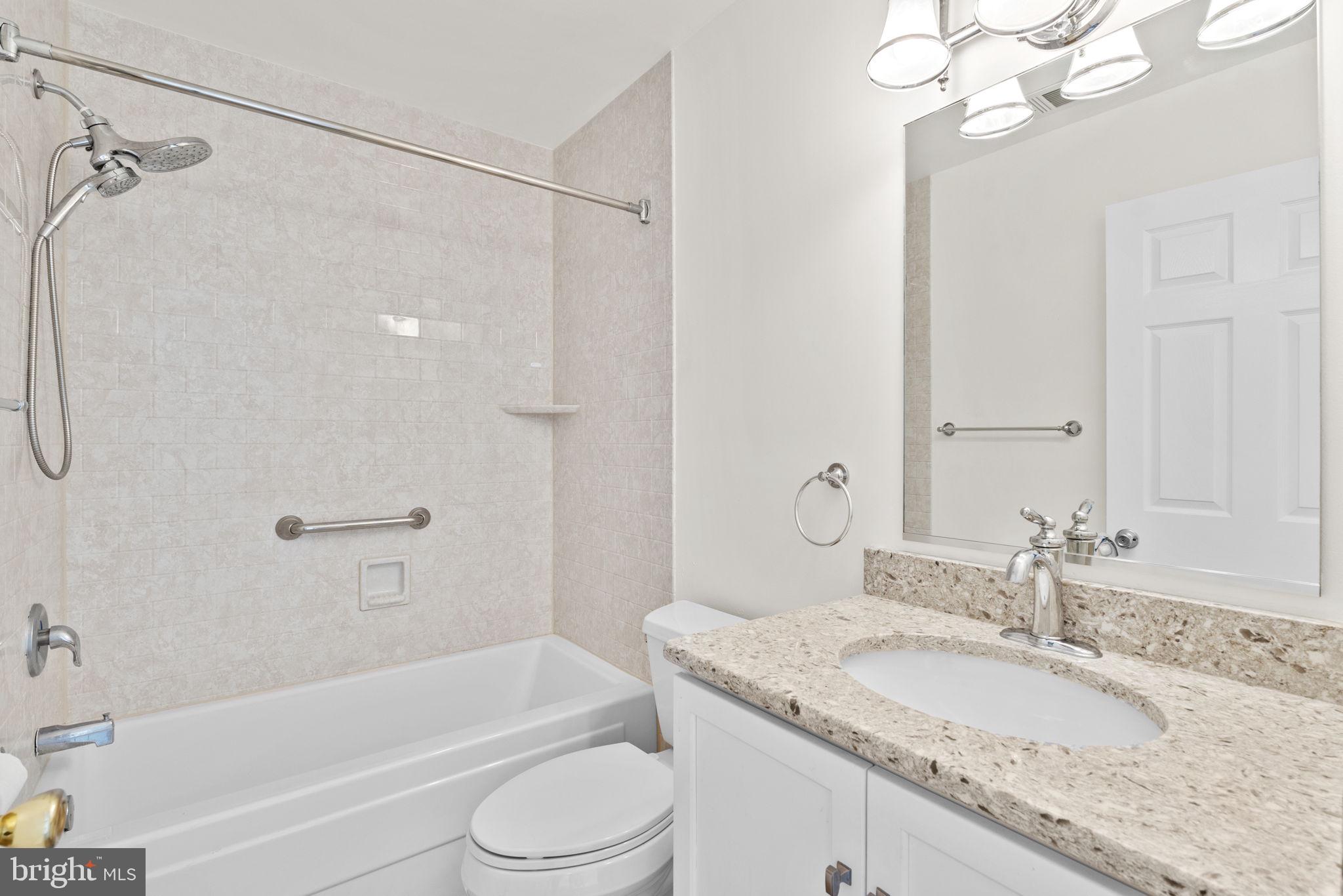 BAYVIEW HILLS - Residential