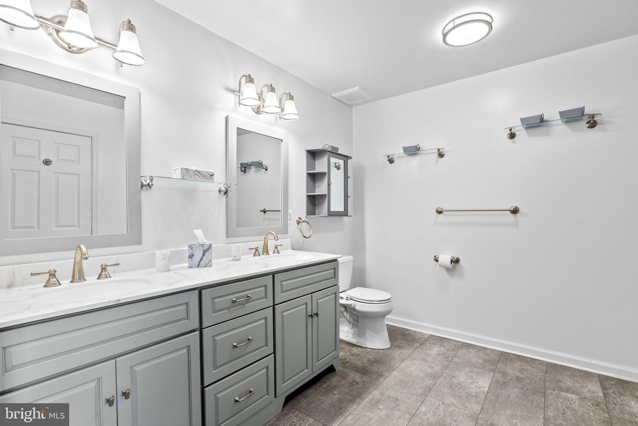 BAYVIEW HILLS - Residential