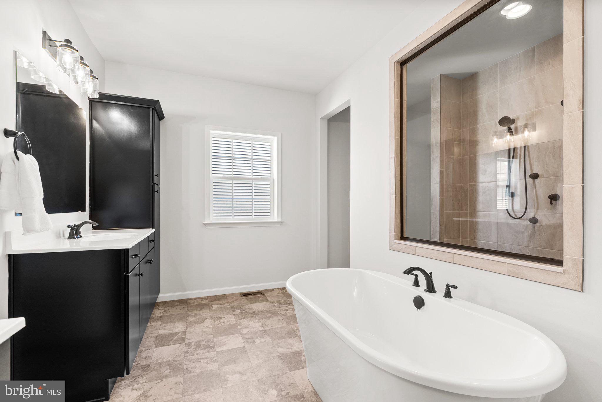 ROCKY SPRINGS RESERVE - Residential