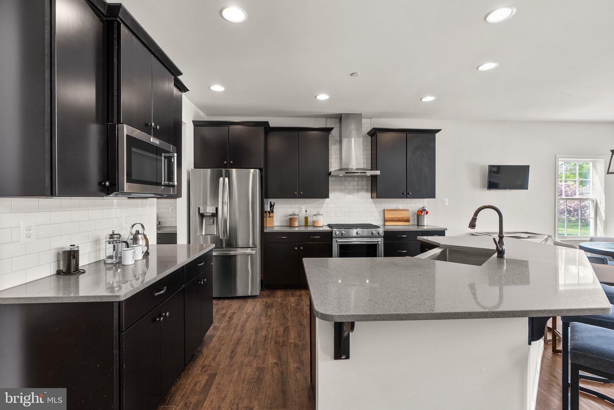 ROCKY SPRINGS RESERVE - Residential