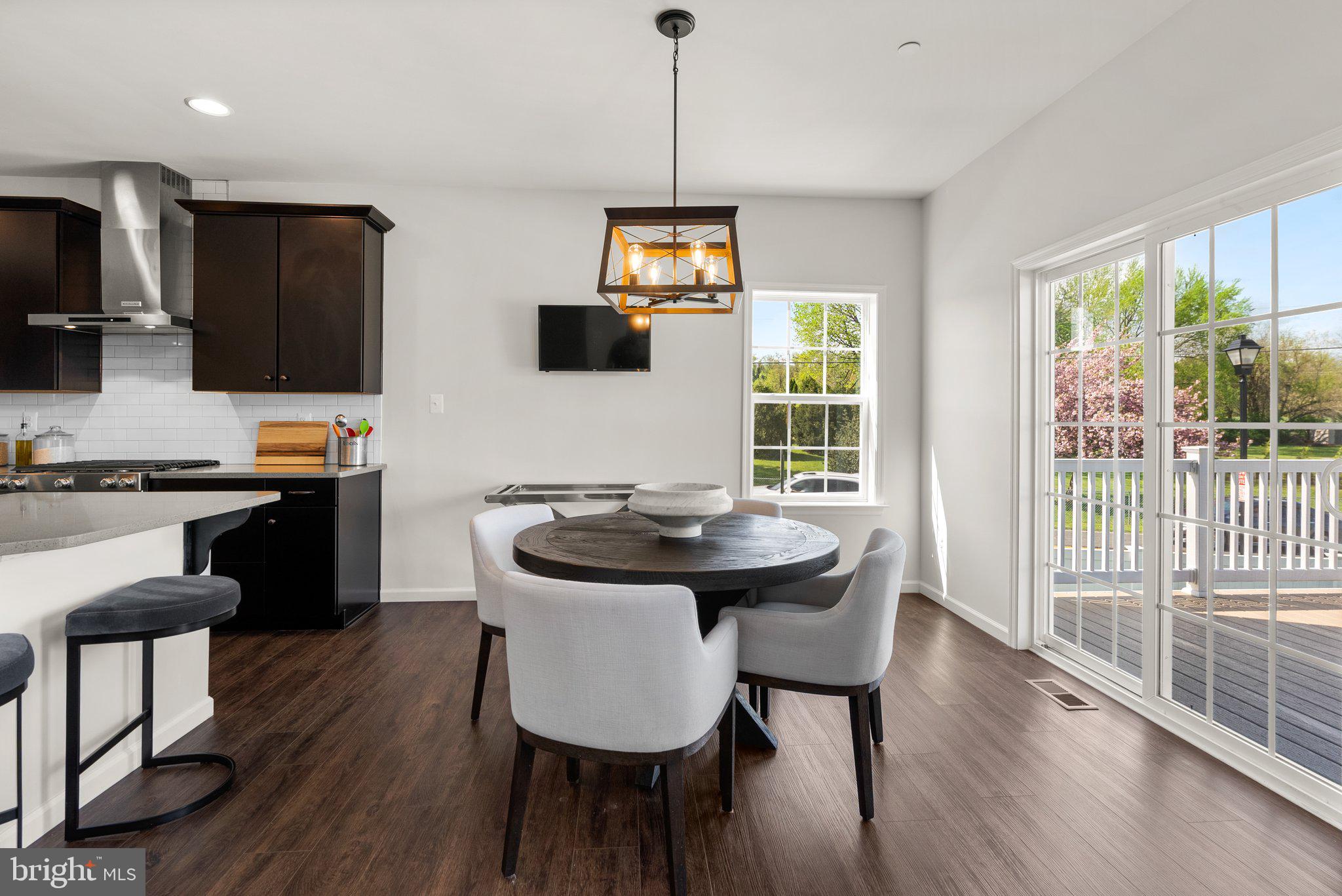 ROCKY SPRINGS RESERVE - Residential