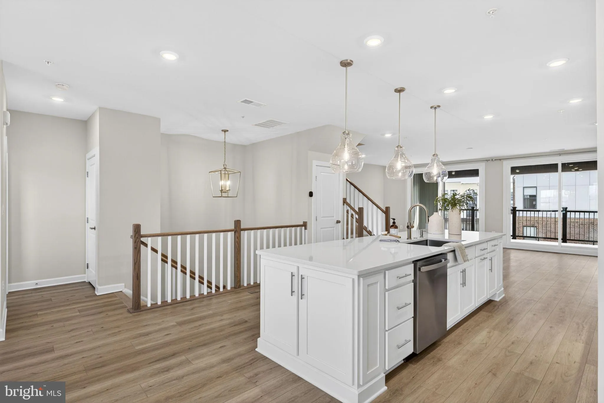 Ashburn, Virginia 20147, United States, 3 Bedrooms Bedrooms, ,3 BathroomsBathrooms,Residential,Coming Soon,254880