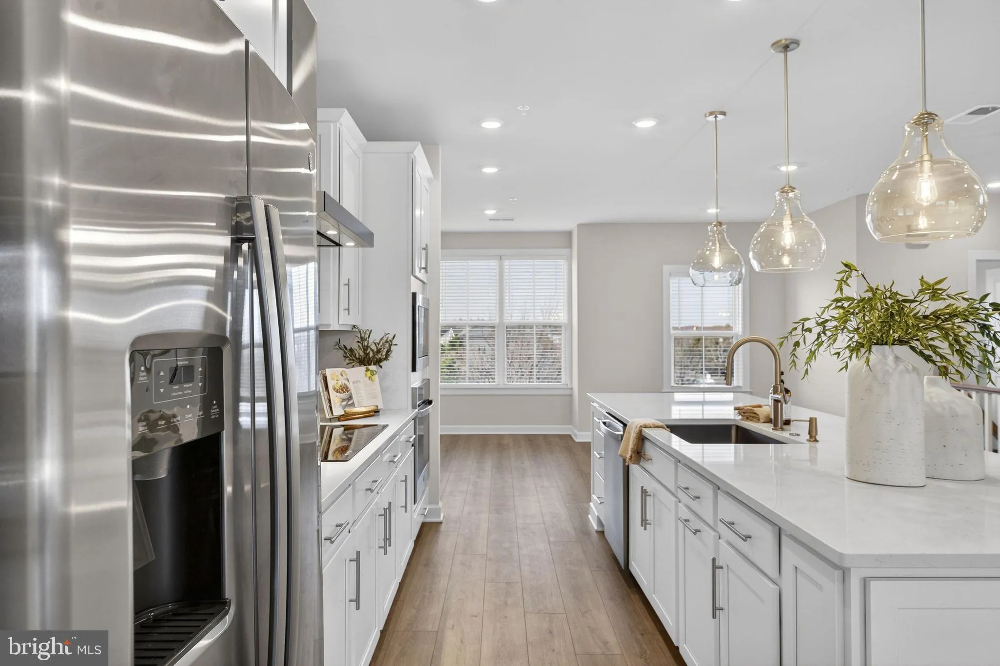 Ashburn, Virginia 20147, United States, 3 Bedrooms Bedrooms, ,3 BathroomsBathrooms,Residential,Coming Soon,254880