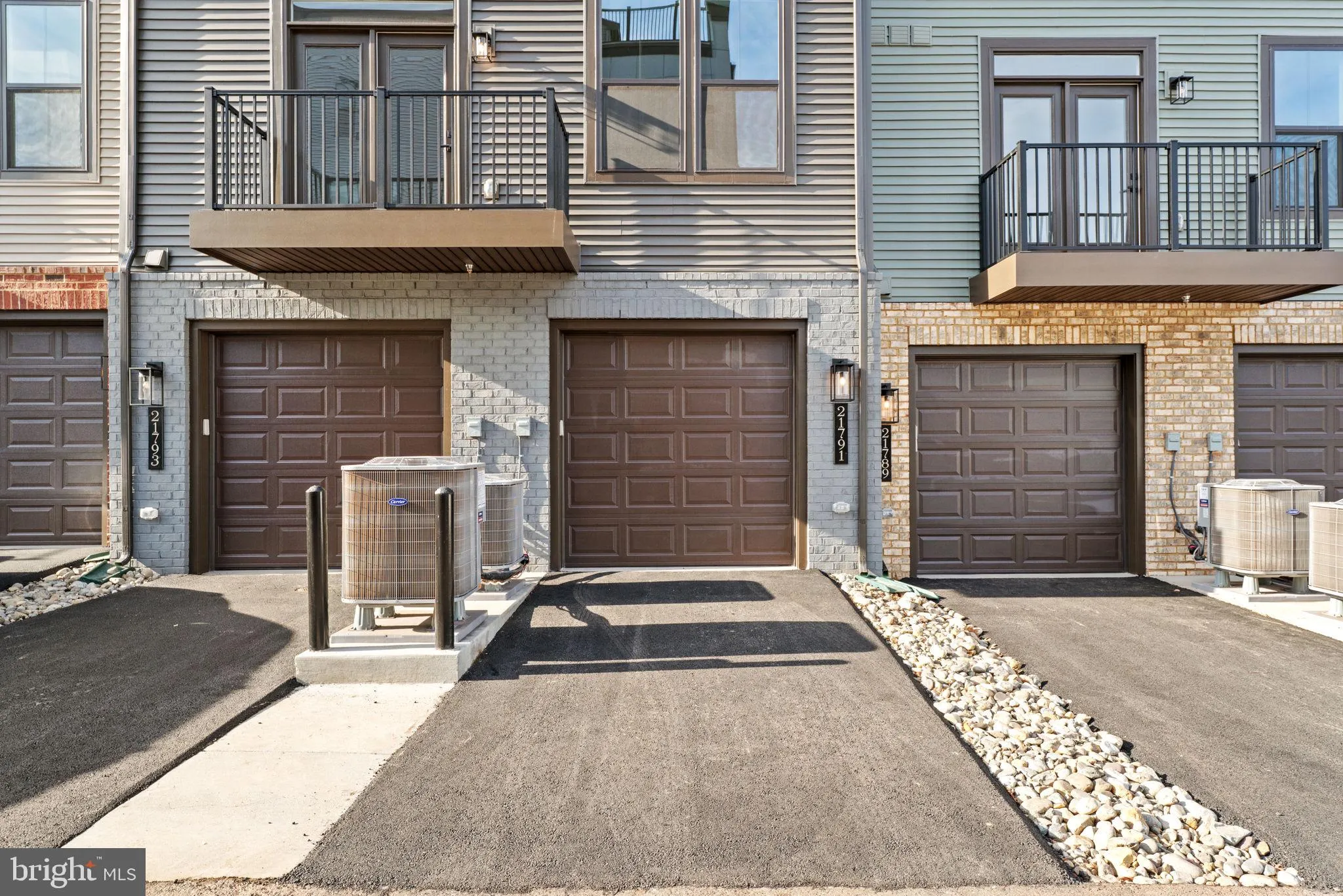 Ashburn, Virginia 20147, United States, 3 Bedrooms Bedrooms, ,3 BathroomsBathrooms,Residential,Coming Soon,254880