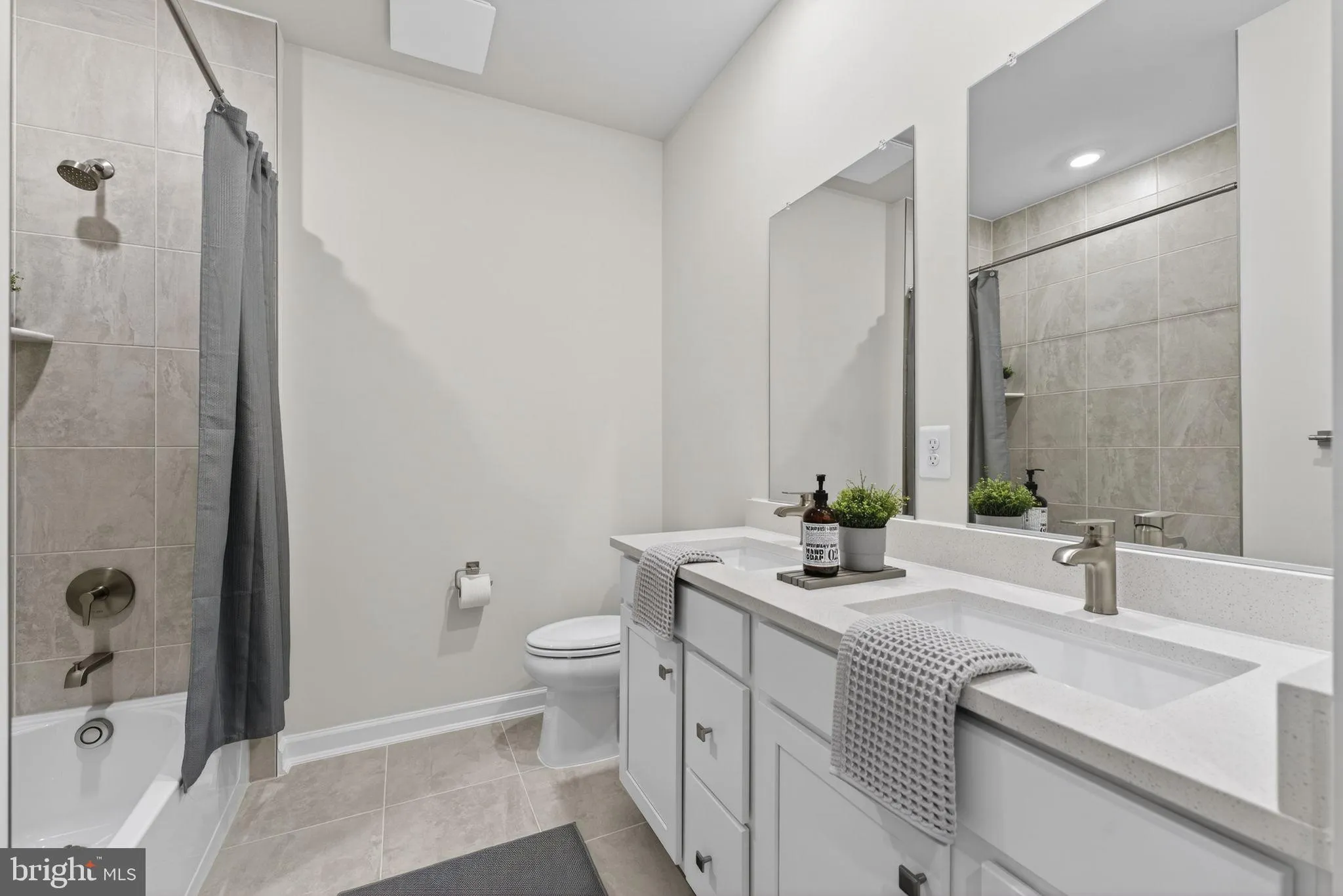 Ashburn, Virginia 20147, United States, 3 Bedrooms Bedrooms, ,3 BathroomsBathrooms,Residential,Coming Soon,254880