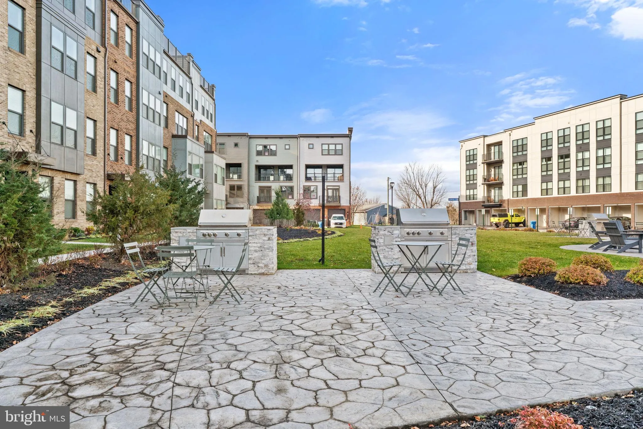 Ashburn, Virginia 20147, United States, 3 Bedrooms Bedrooms, ,3 BathroomsBathrooms,Residential,Coming Soon,254880