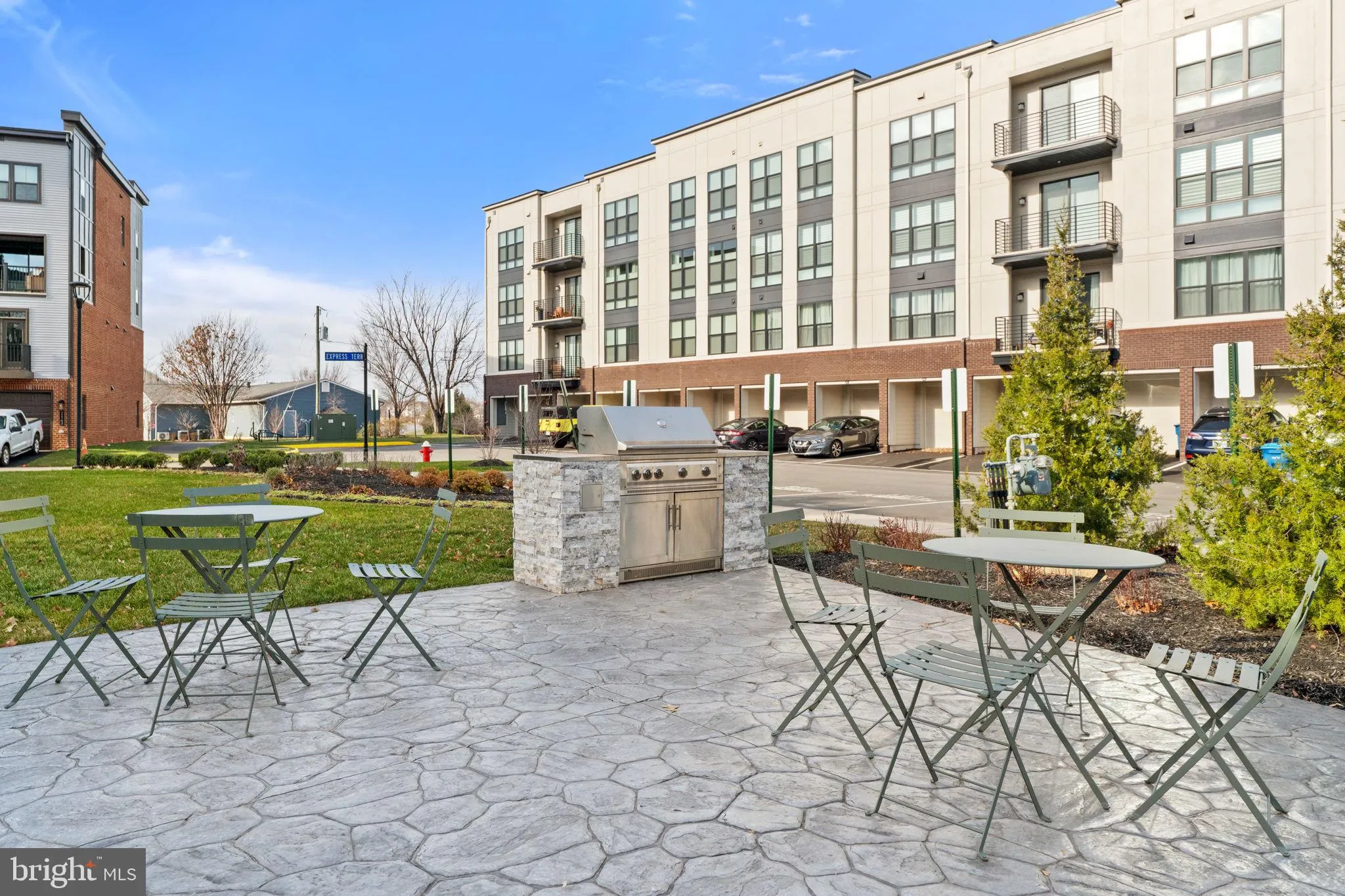 Ashburn, Virginia 20147, United States, 3 Bedrooms Bedrooms, ,3 BathroomsBathrooms,Residential,Coming Soon,254880