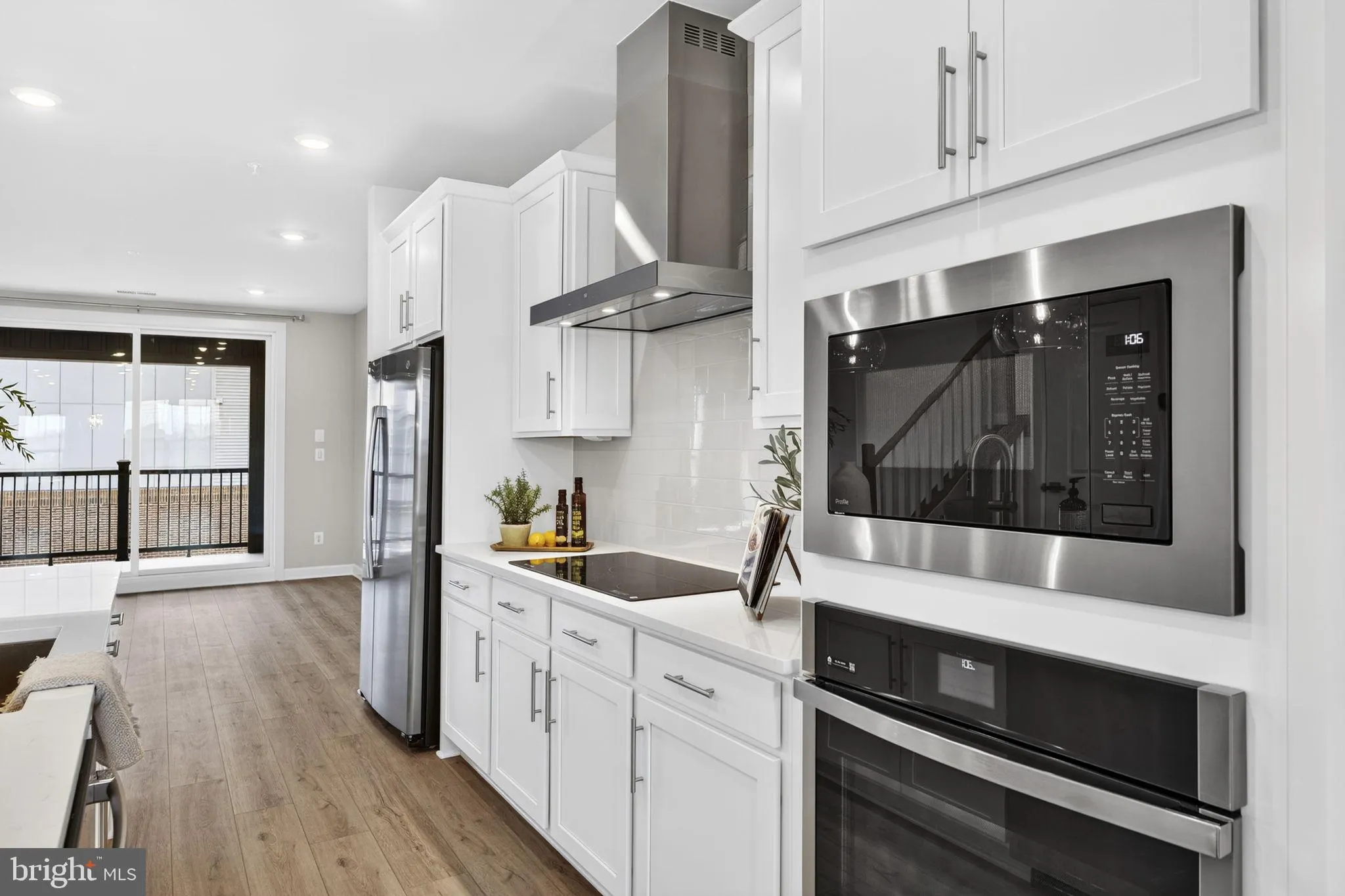 Ashburn, Virginia 20147, United States, 3 Bedrooms Bedrooms, ,3 BathroomsBathrooms,Residential,Coming Soon,254880