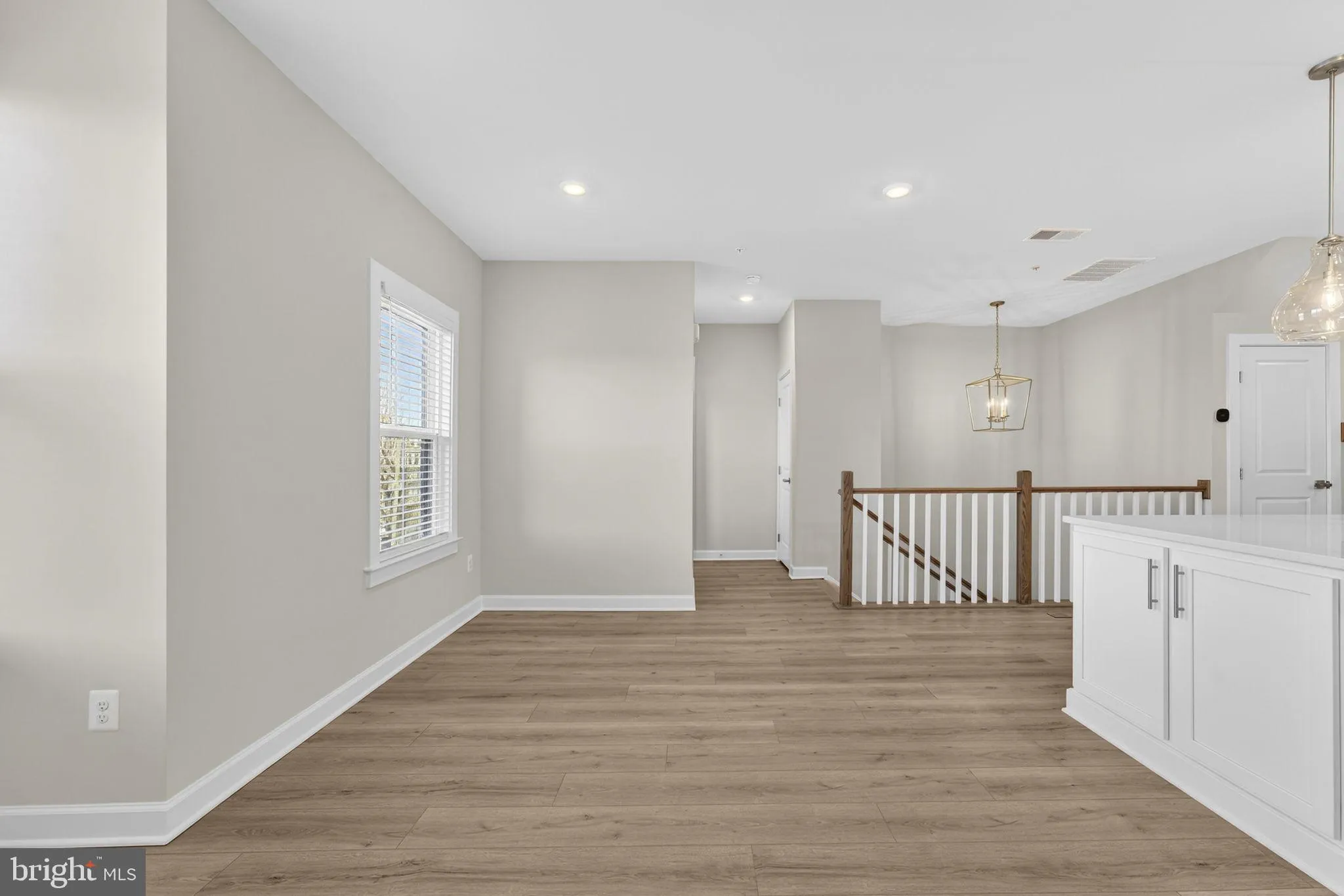 Ashburn, Virginia 20147, United States, 3 Bedrooms Bedrooms, ,3 BathroomsBathrooms,Residential,Coming Soon,254880