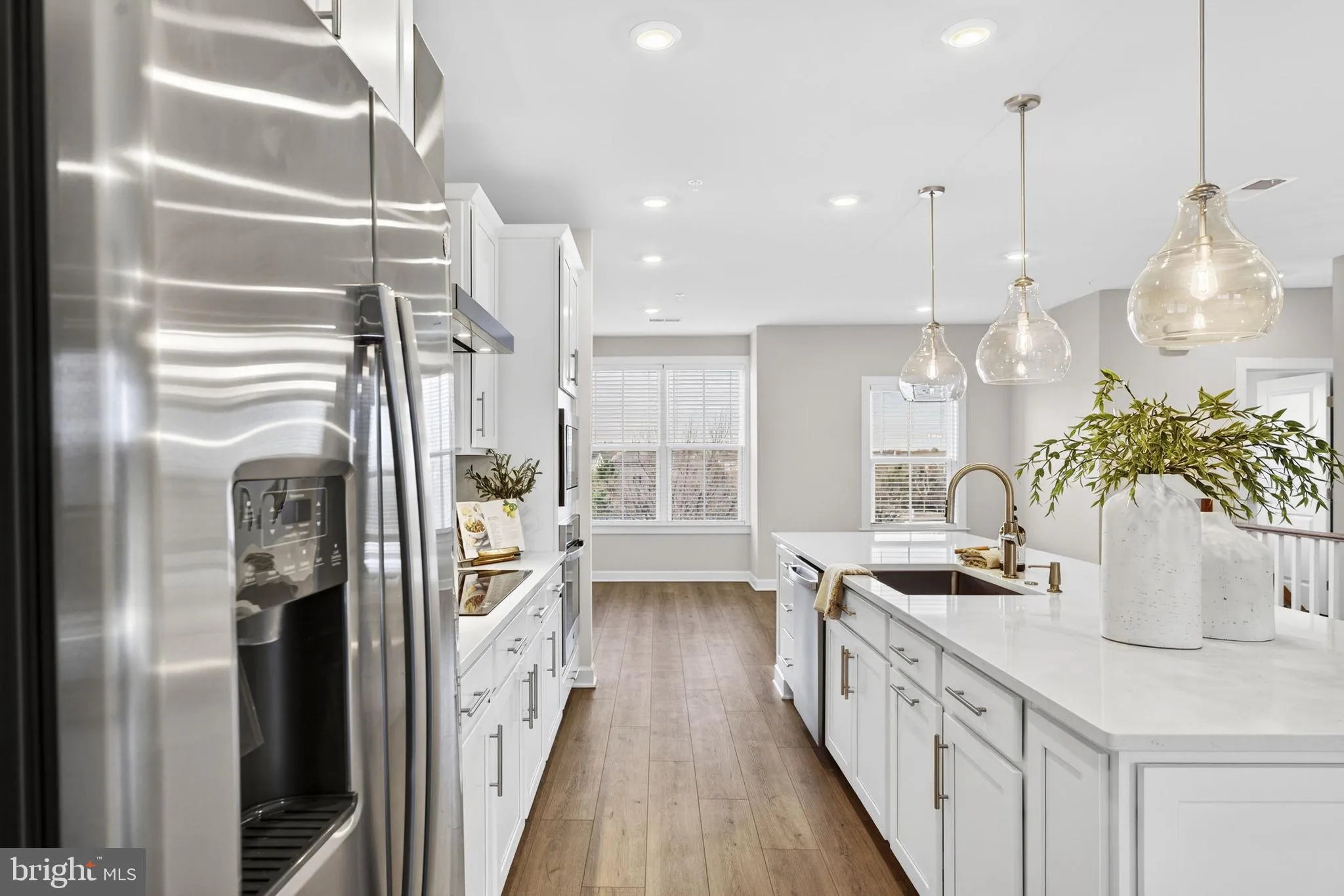 Ashburn, Virginia 20147, United States, 3 Bedrooms Bedrooms, ,3 BathroomsBathrooms,Residential,Coming Soon,254880