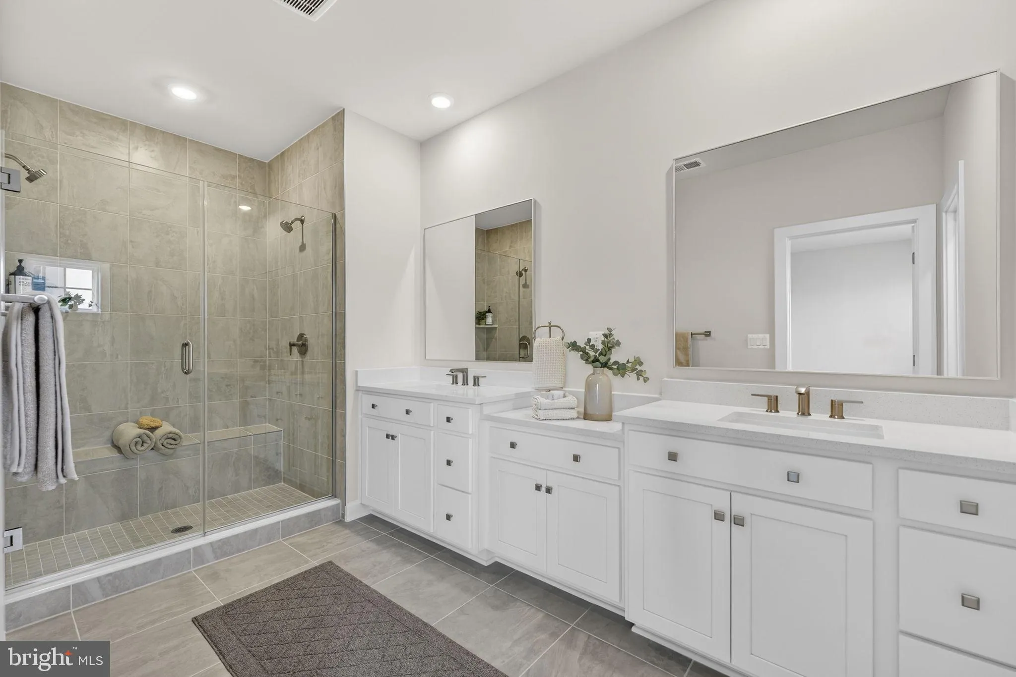 Ashburn, Virginia 20147, United States, 3 Bedrooms Bedrooms, ,3 BathroomsBathrooms,Residential,Coming Soon,254880