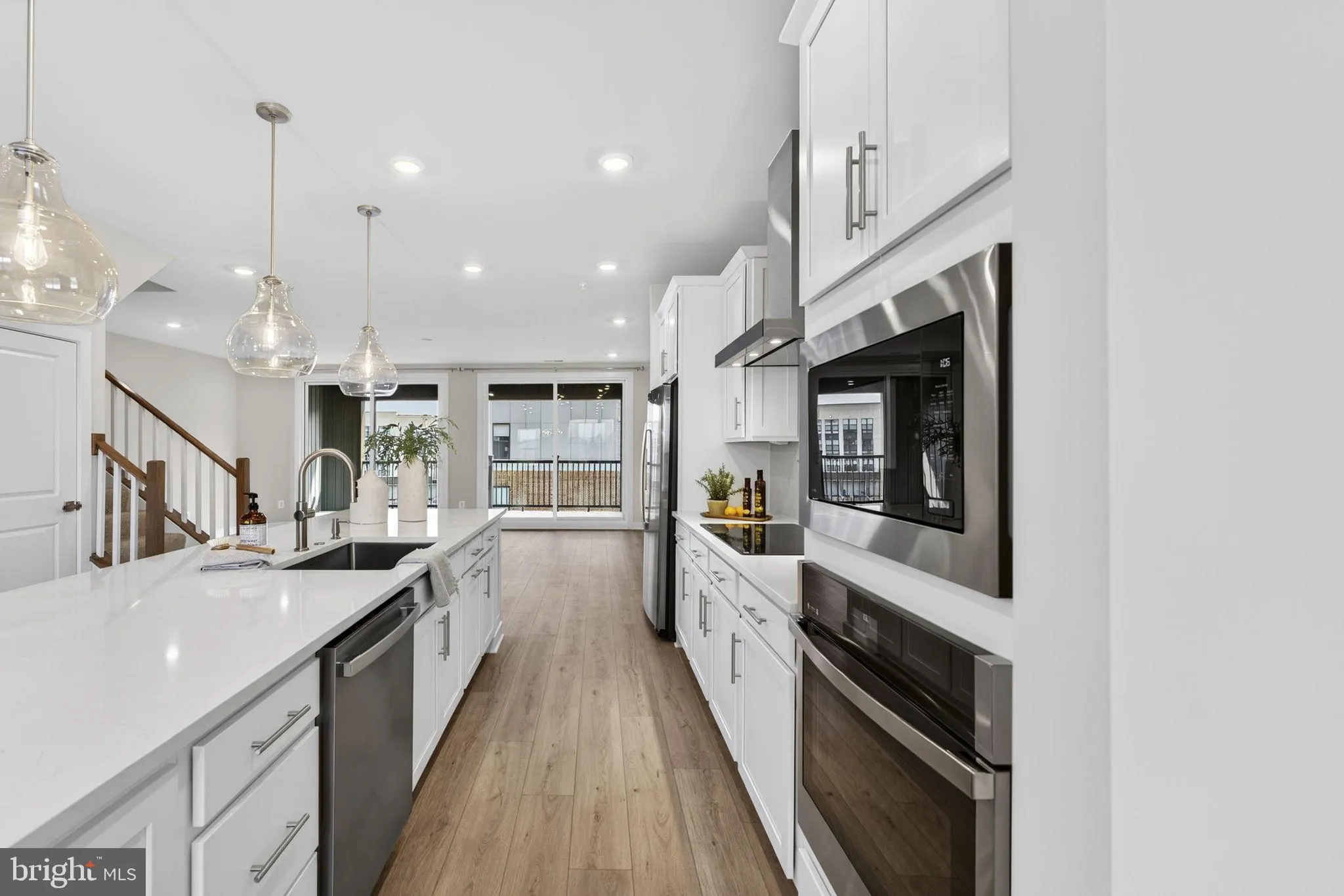 Ashburn, Virginia 20147, United States, 3 Bedrooms Bedrooms, ,3 BathroomsBathrooms,Residential,Coming Soon,254880