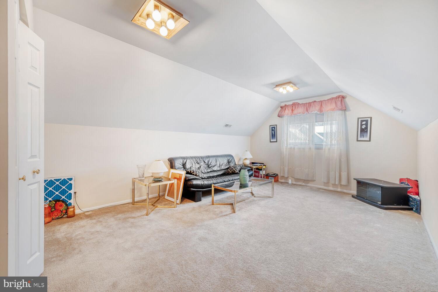 VELVET HILLS SOUTH - Residential