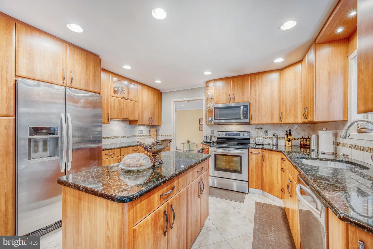 VELVET HILLS SOUTH - Residential