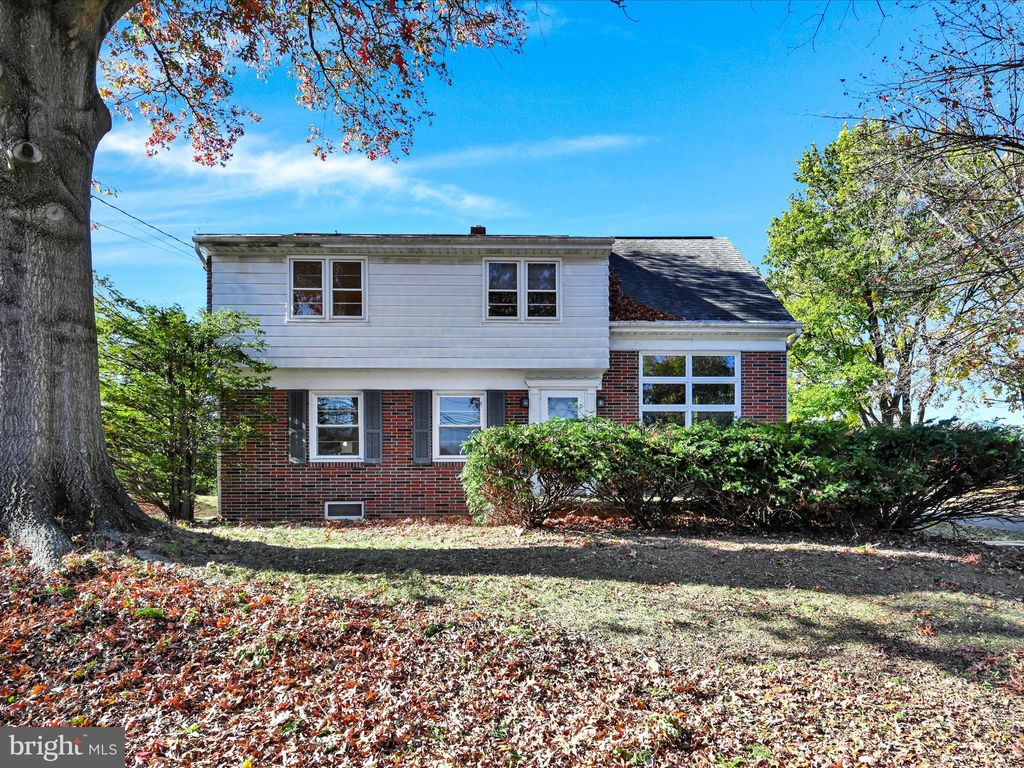 Photo of 132 N 7th Street, AKRON, PA 17501 (MLS # PALA2059484)