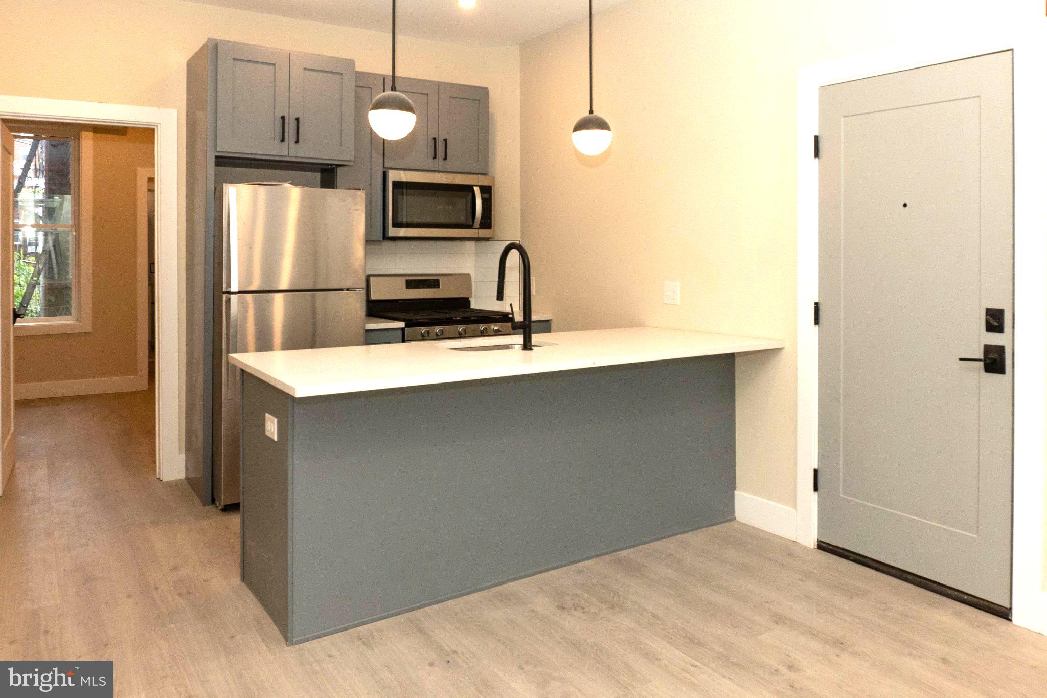 223 S 44TH STREET 1F