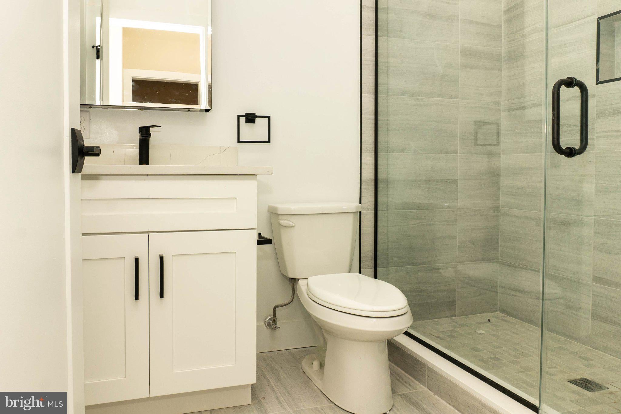 223 S 44TH STREET 1F