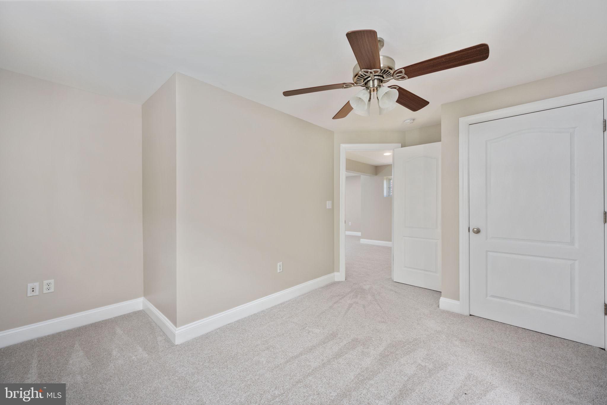 LADYSMITH VILLAGE - Residential