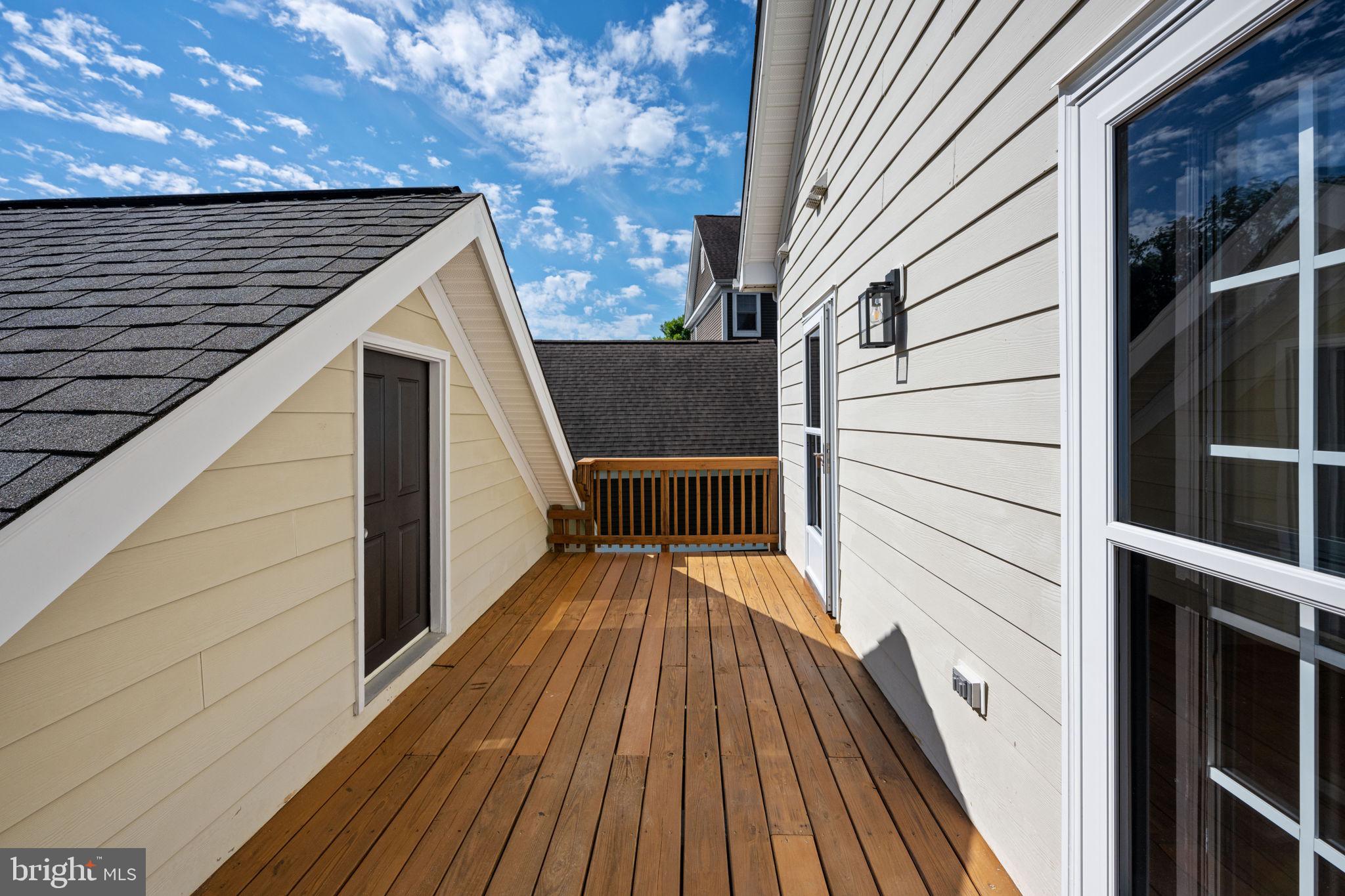 LADYSMITH VILLAGE - Residential