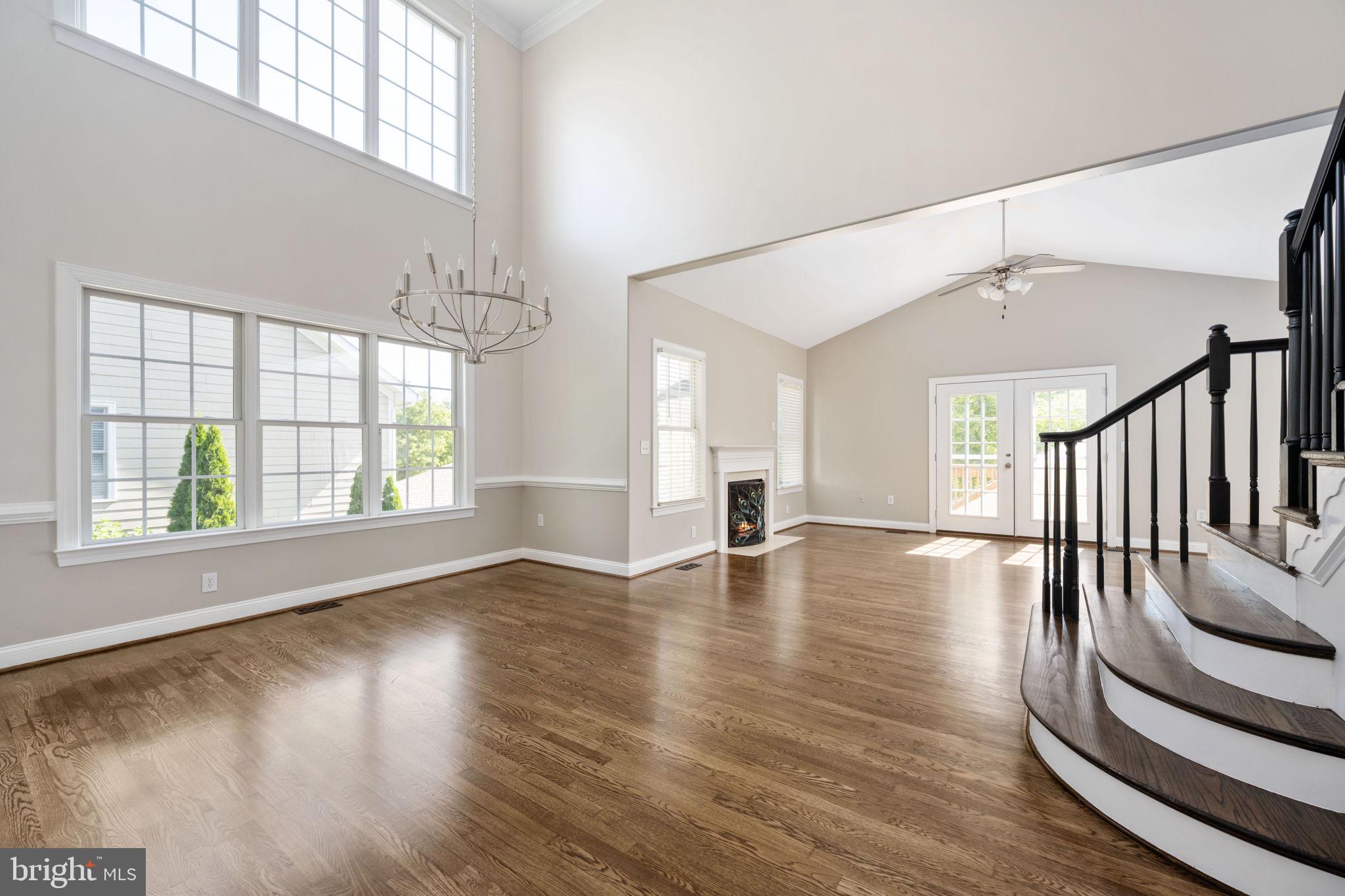 LADYSMITH VILLAGE - Residential