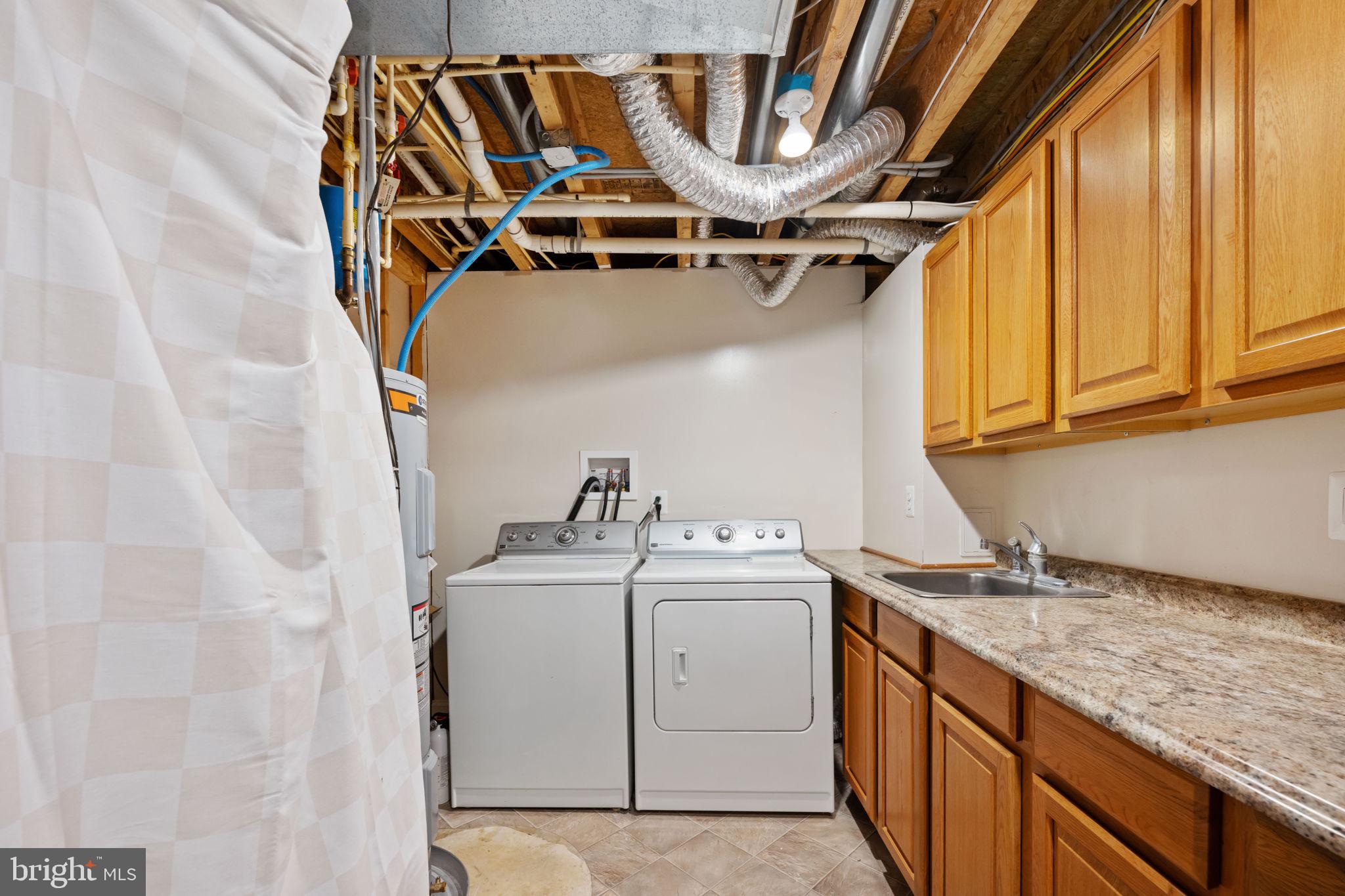 LADYSMITH VILLAGE - Residential